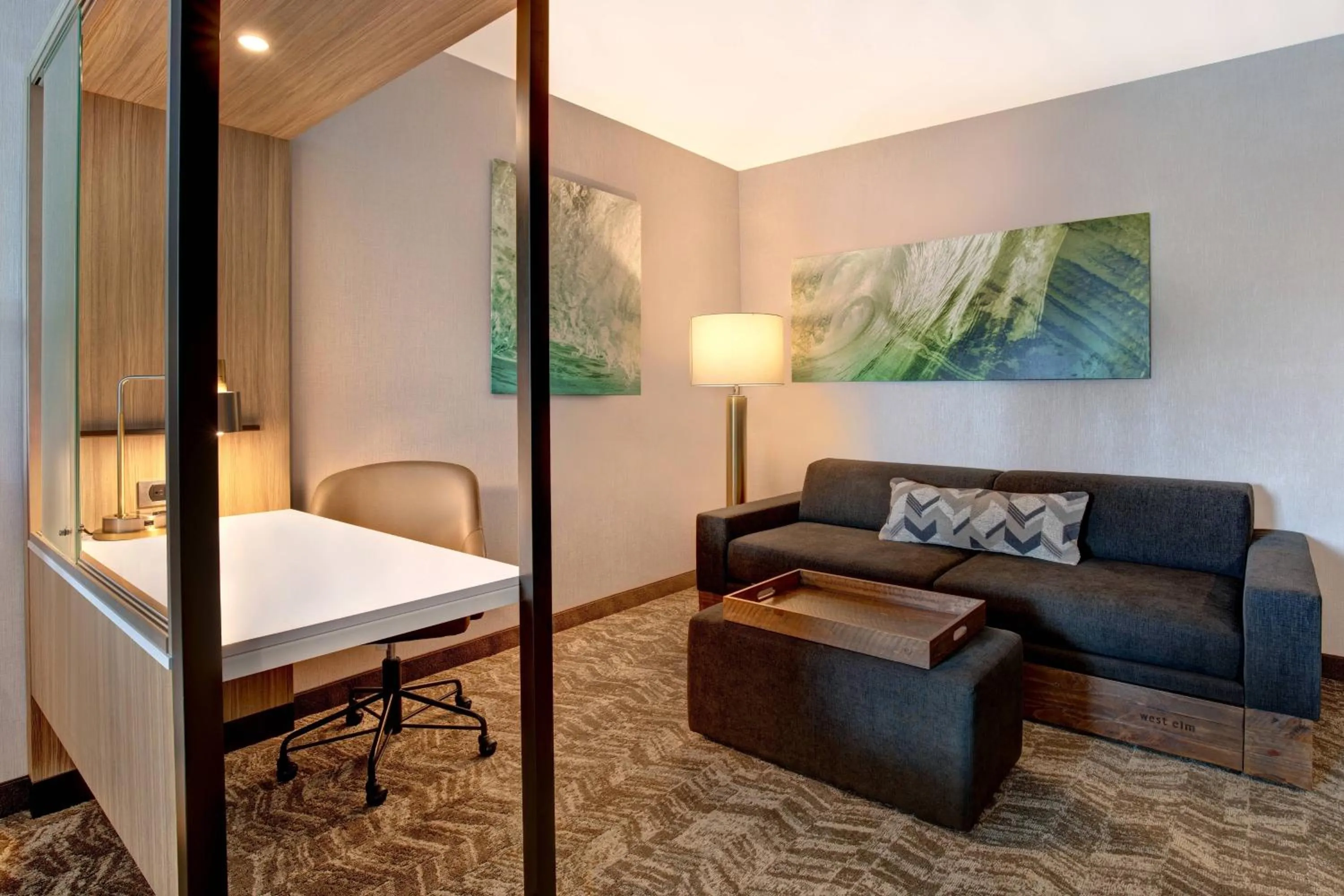 Living room, Bed in SpringHill Suites by Marriott Orangeburg