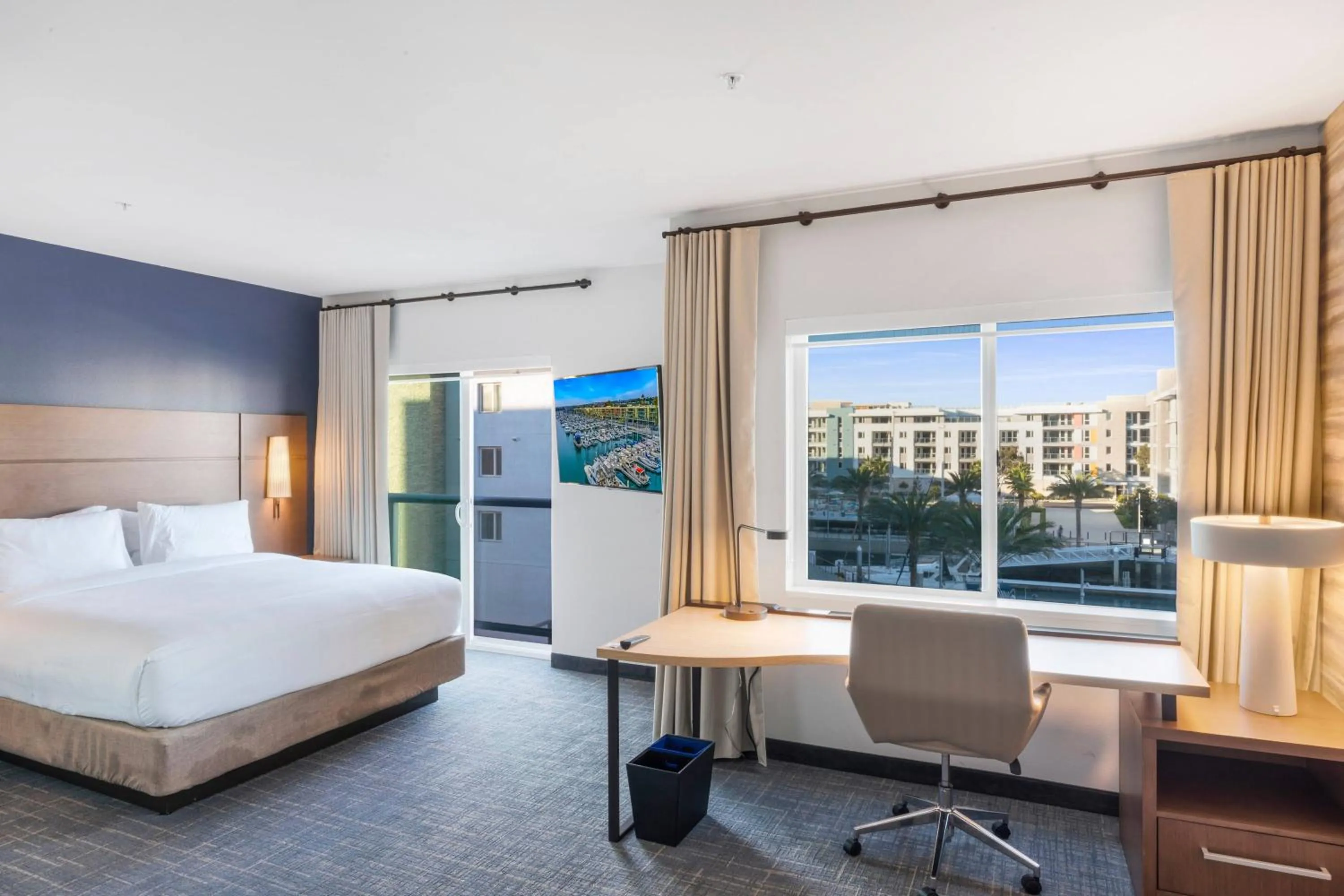 Bedroom, Bed in Residence Inn by Marriott Marina del Rey