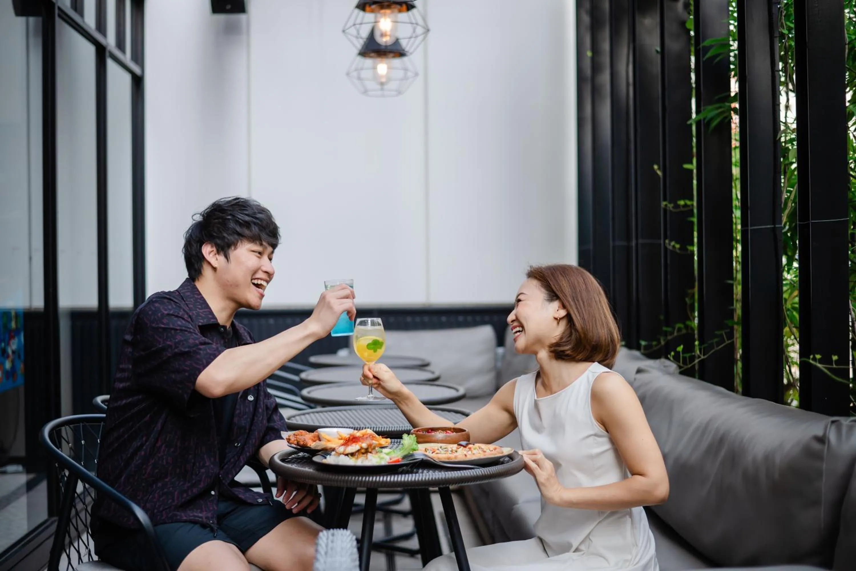 Restaurant/places to eat in Moxy Osaka Umeda