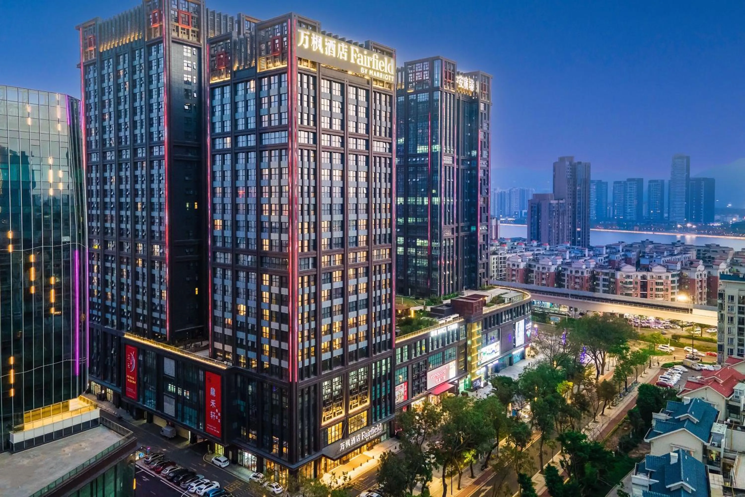 Property building in Fairfield by Marriott Zhuhai Xiangzhou