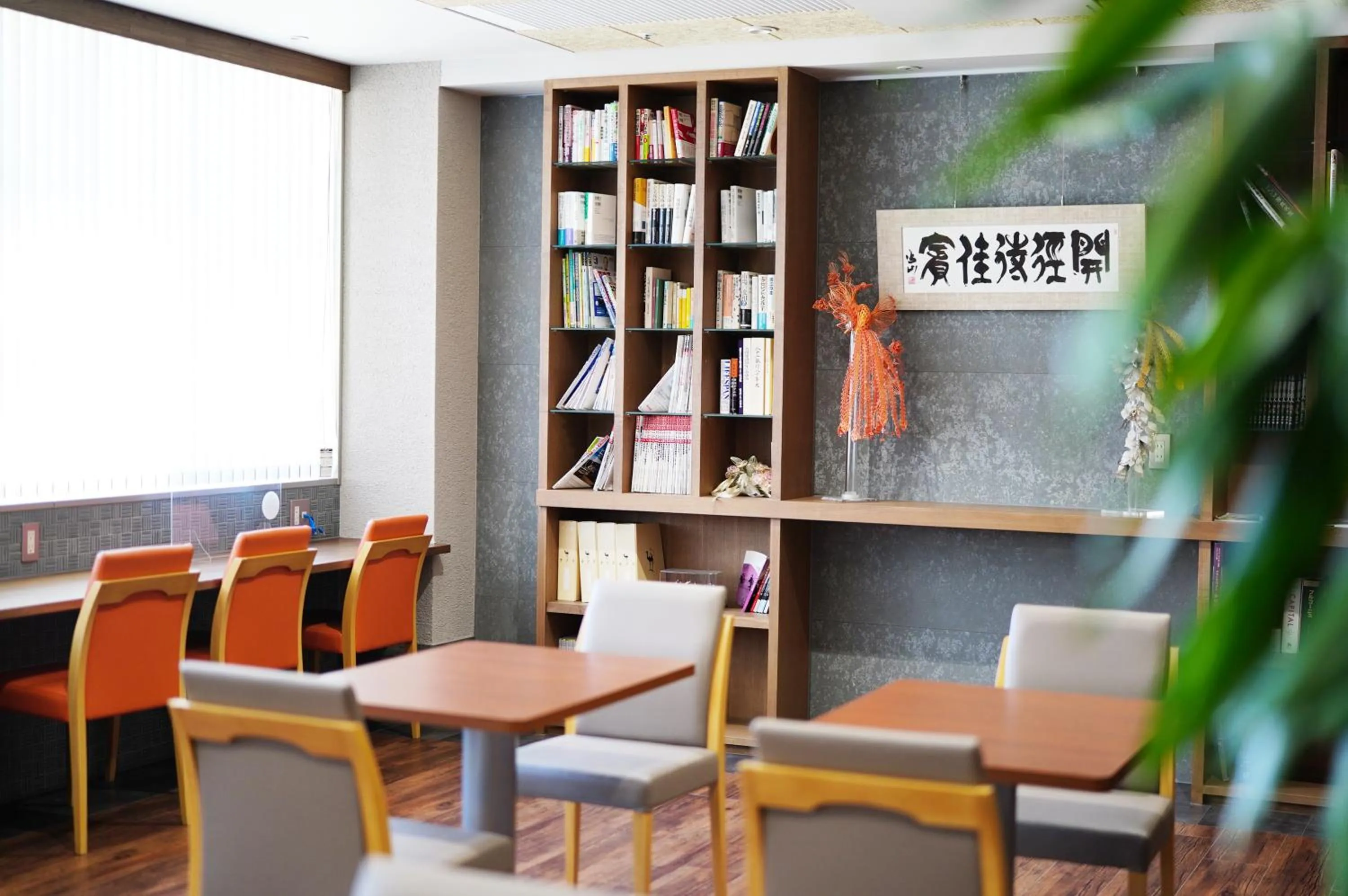 Communal lounge/ TV room in Silk Hotel