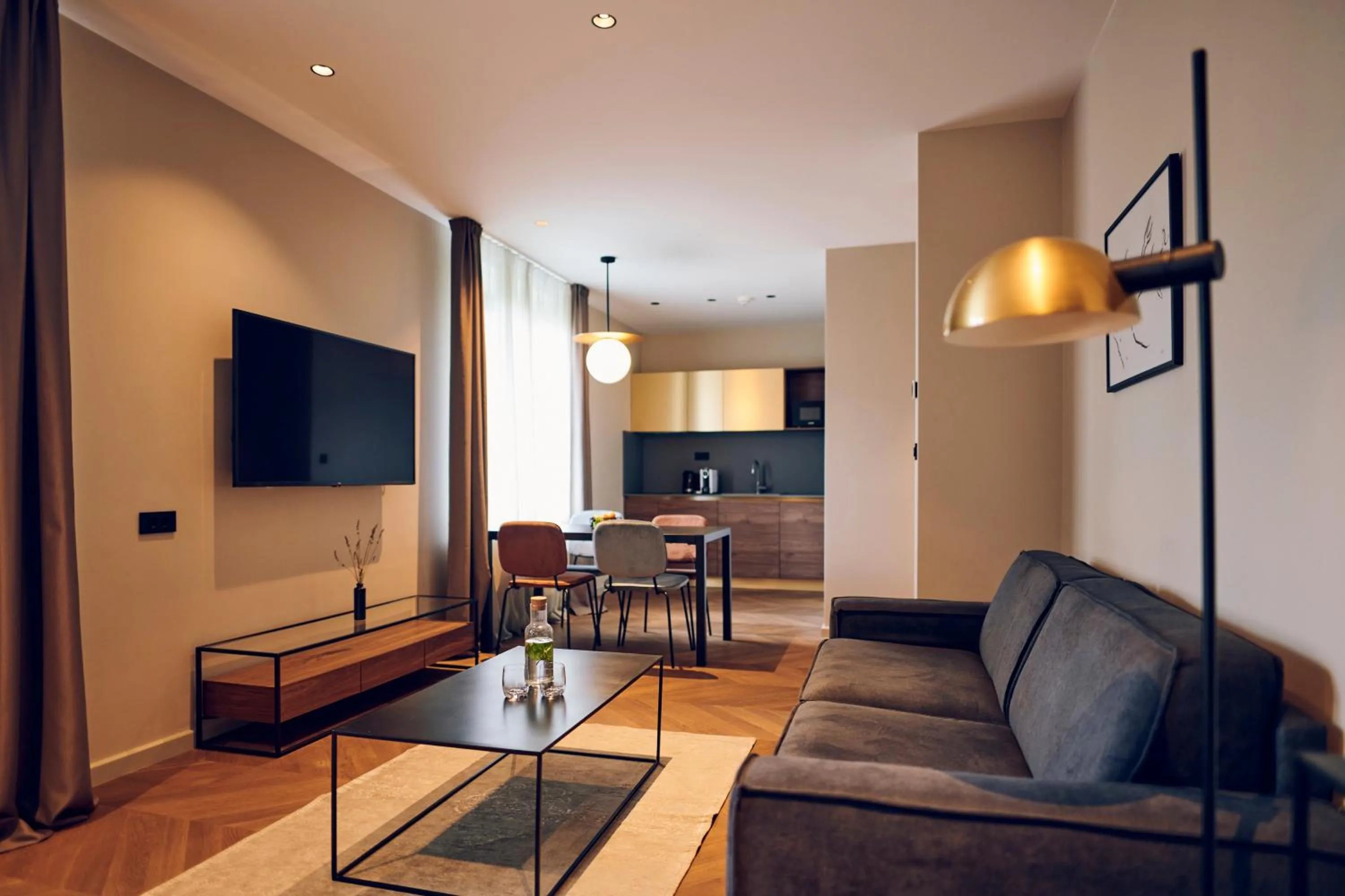 Communal lounge/ TV room in Hotel Republika