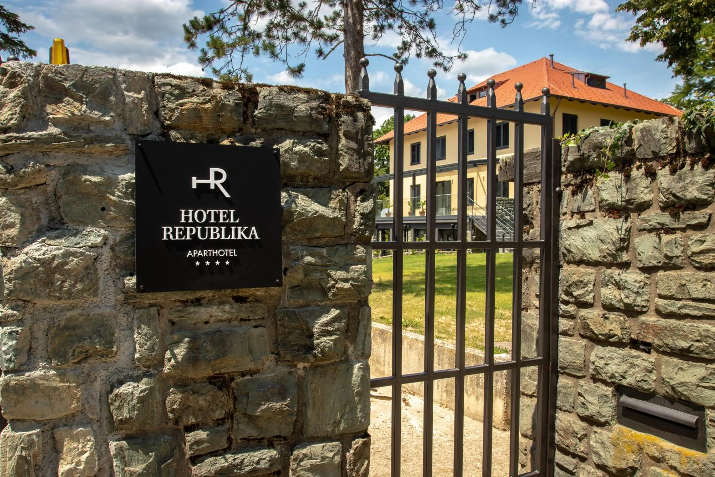 Property building in Hotel Republika