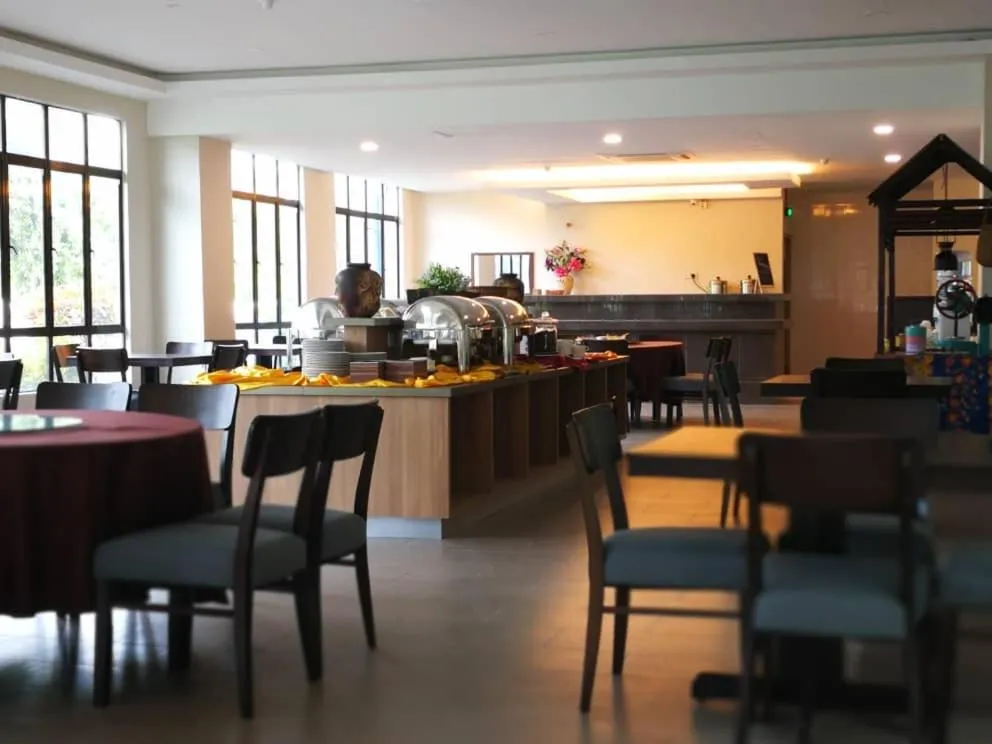 Restaurant/places to eat in KSB Village Resort