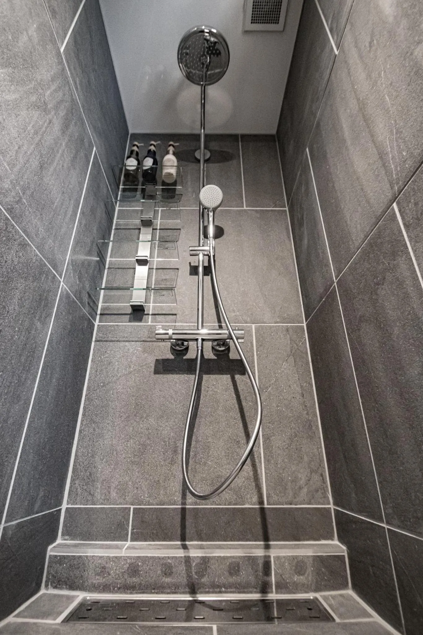 Shower in MACHIYA-VILLA SEIAN