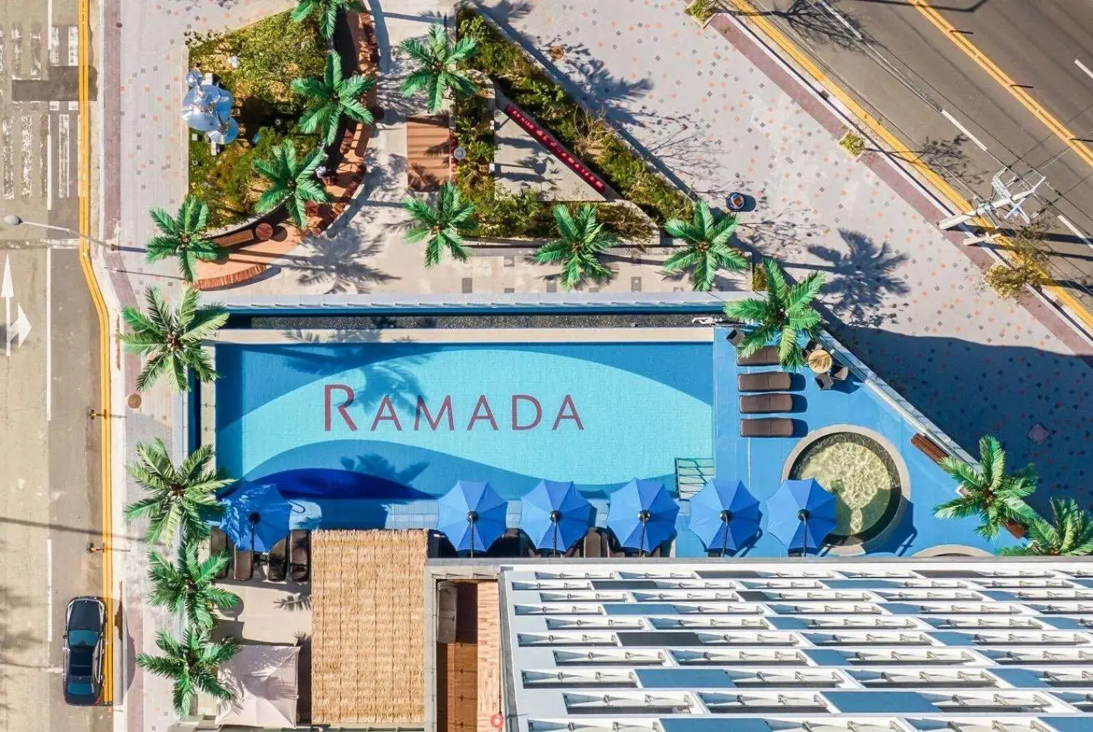 Pool view in Ramada Plaza by Wyndham Dolsan Yeosu Pool view in Ramada Plaza by Wyndham Dolsan Yeosu