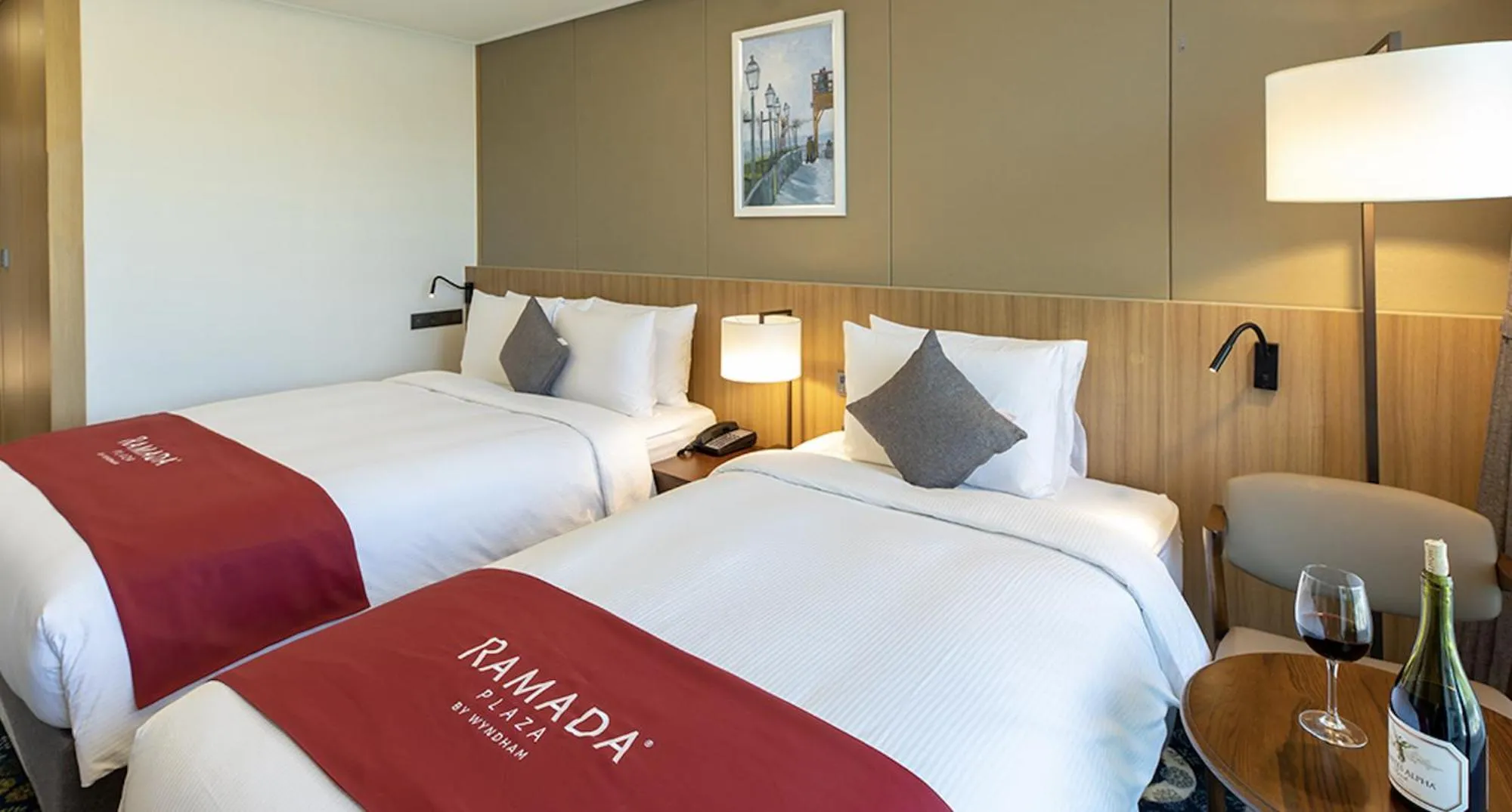 Bed in Ramada Plaza by Wyndham Dolsan Yeosu