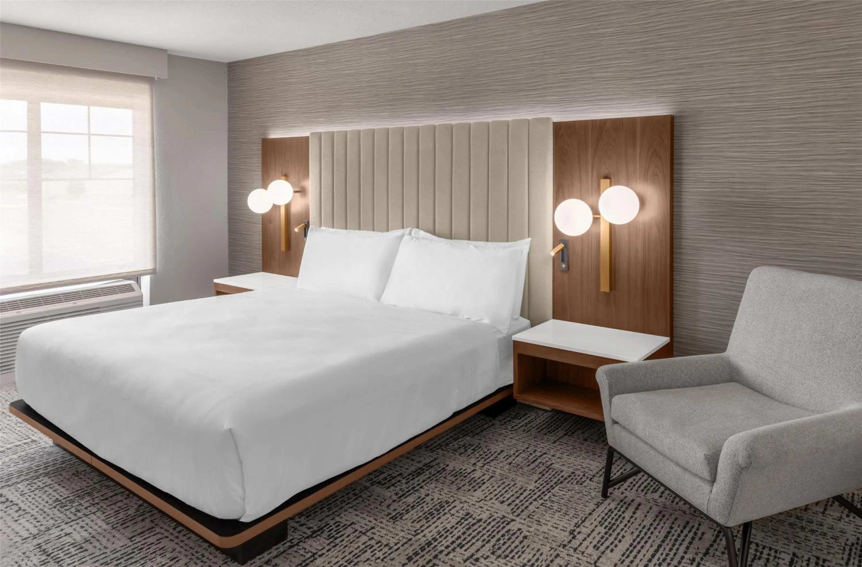 Bed in Doubletree By Hilton Owatonna