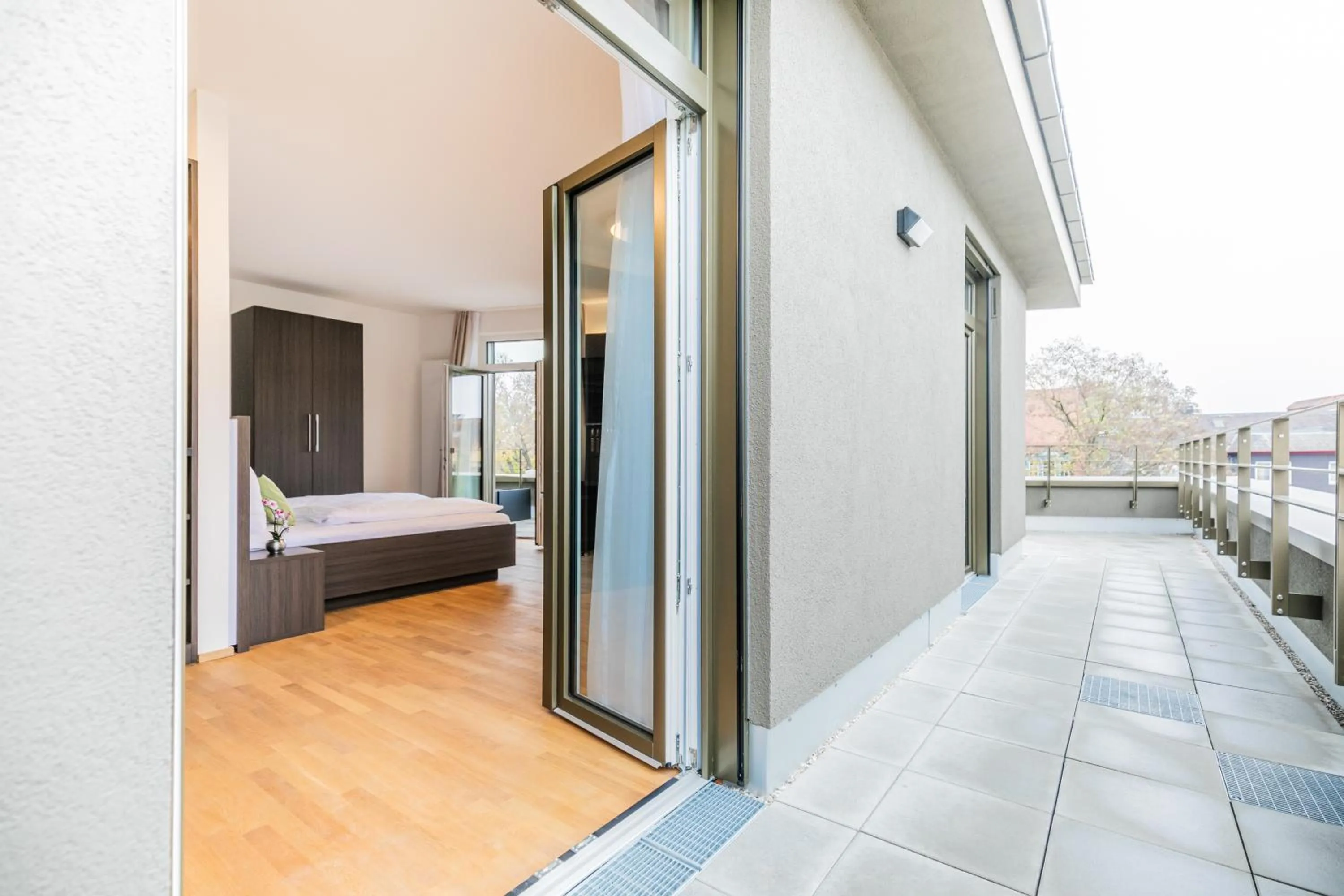 Balcony/Terrace, Bed in GuestHouse Speyer