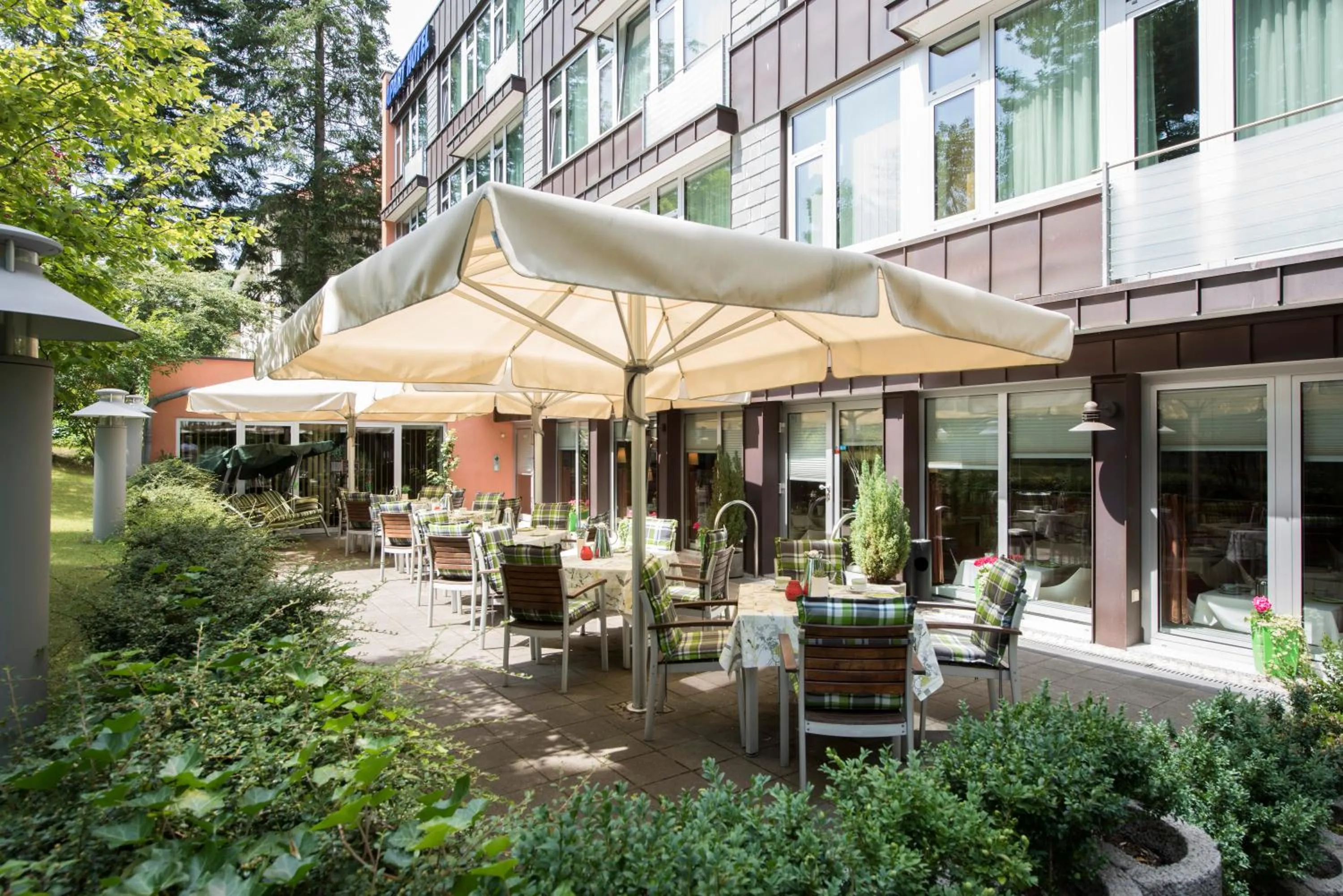 Restaurant/Places to Eat in Michels Apart Hotel Berlin