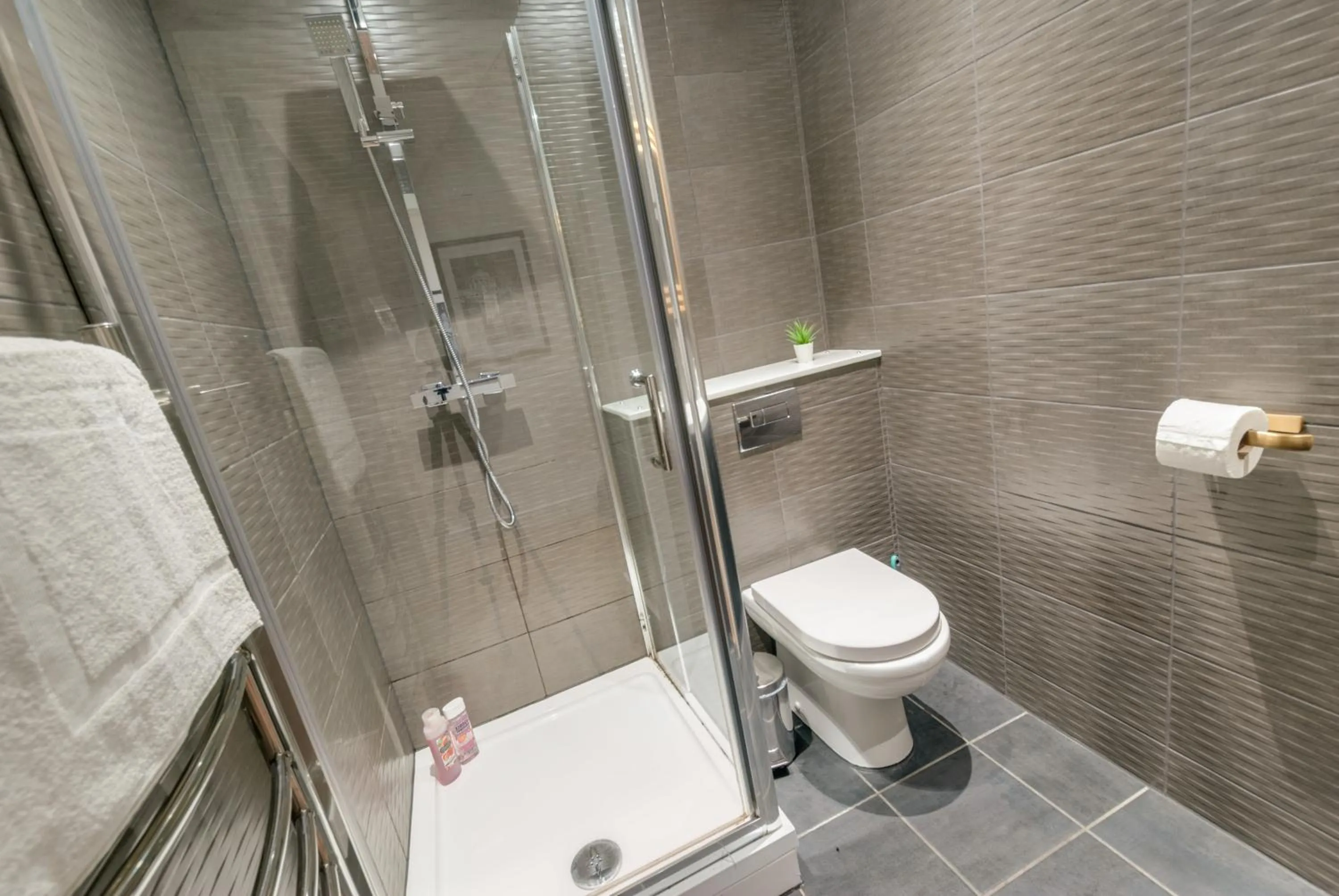 Lord Street Apartments By Happy Days