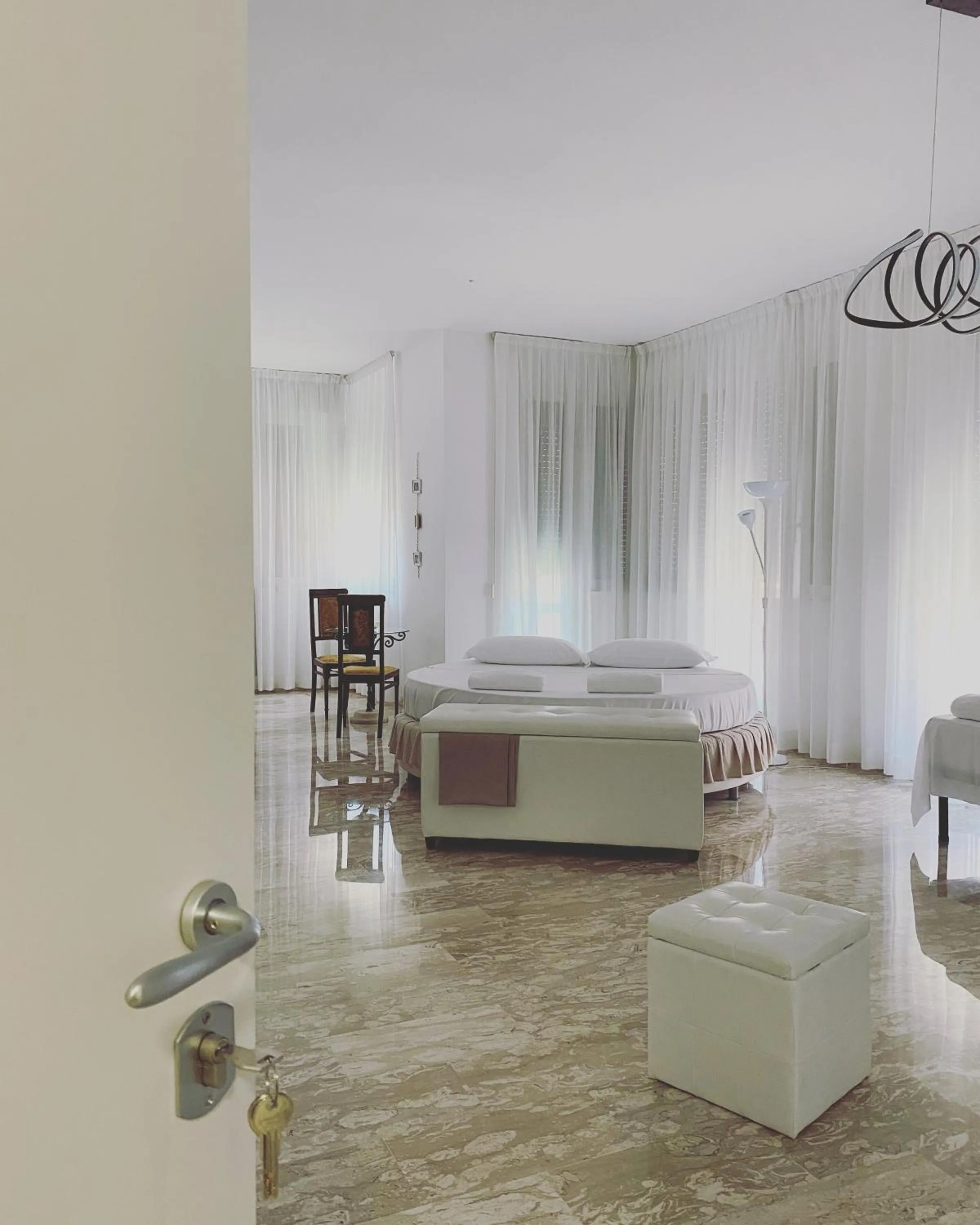 Bedroom, Seating Area in B&B "Lo Straniero"