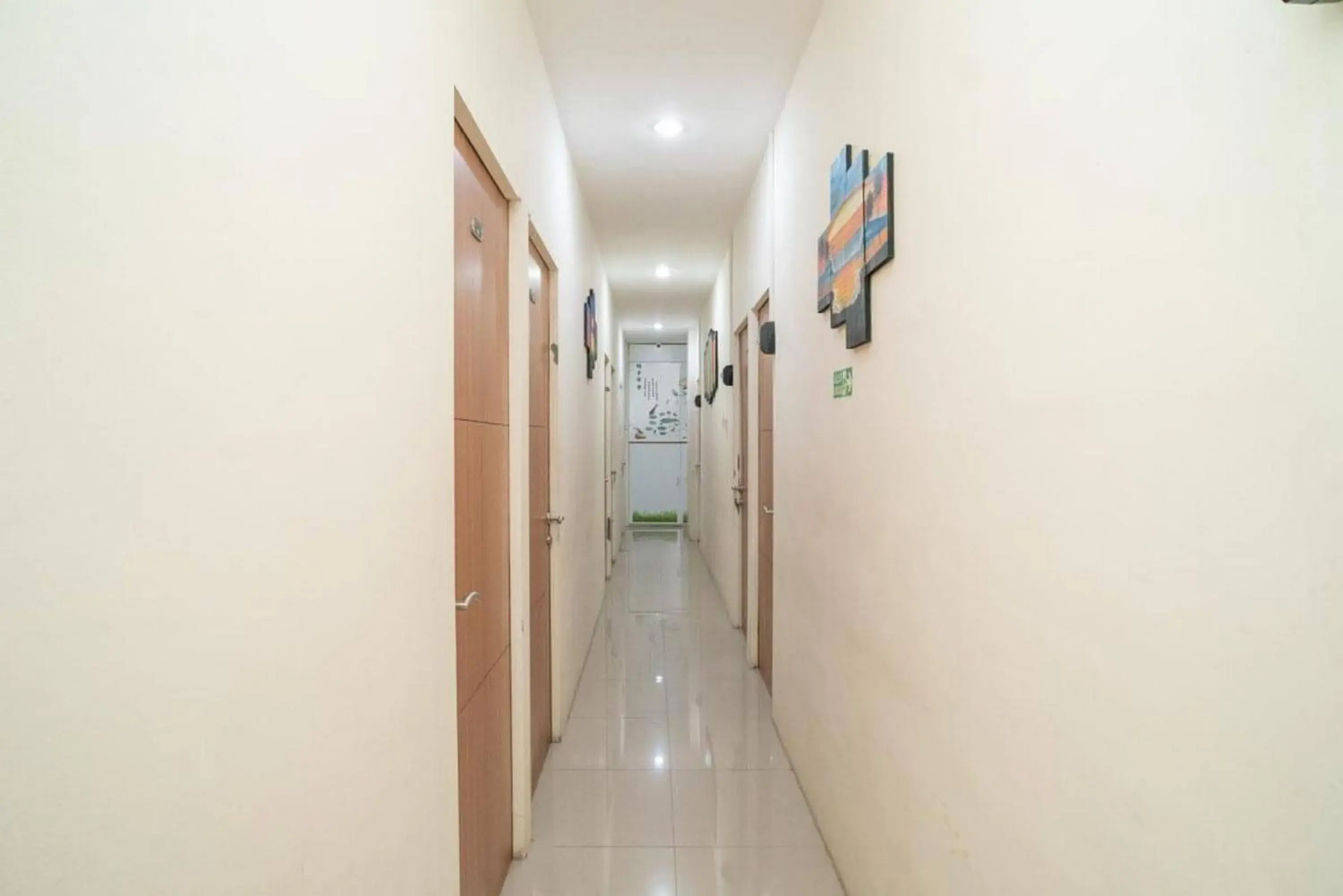 Property building in RedDoorz at Mayjen Sungkono Surabaya Property building in RedDoorz at Mayjen Sungkono Surabaya