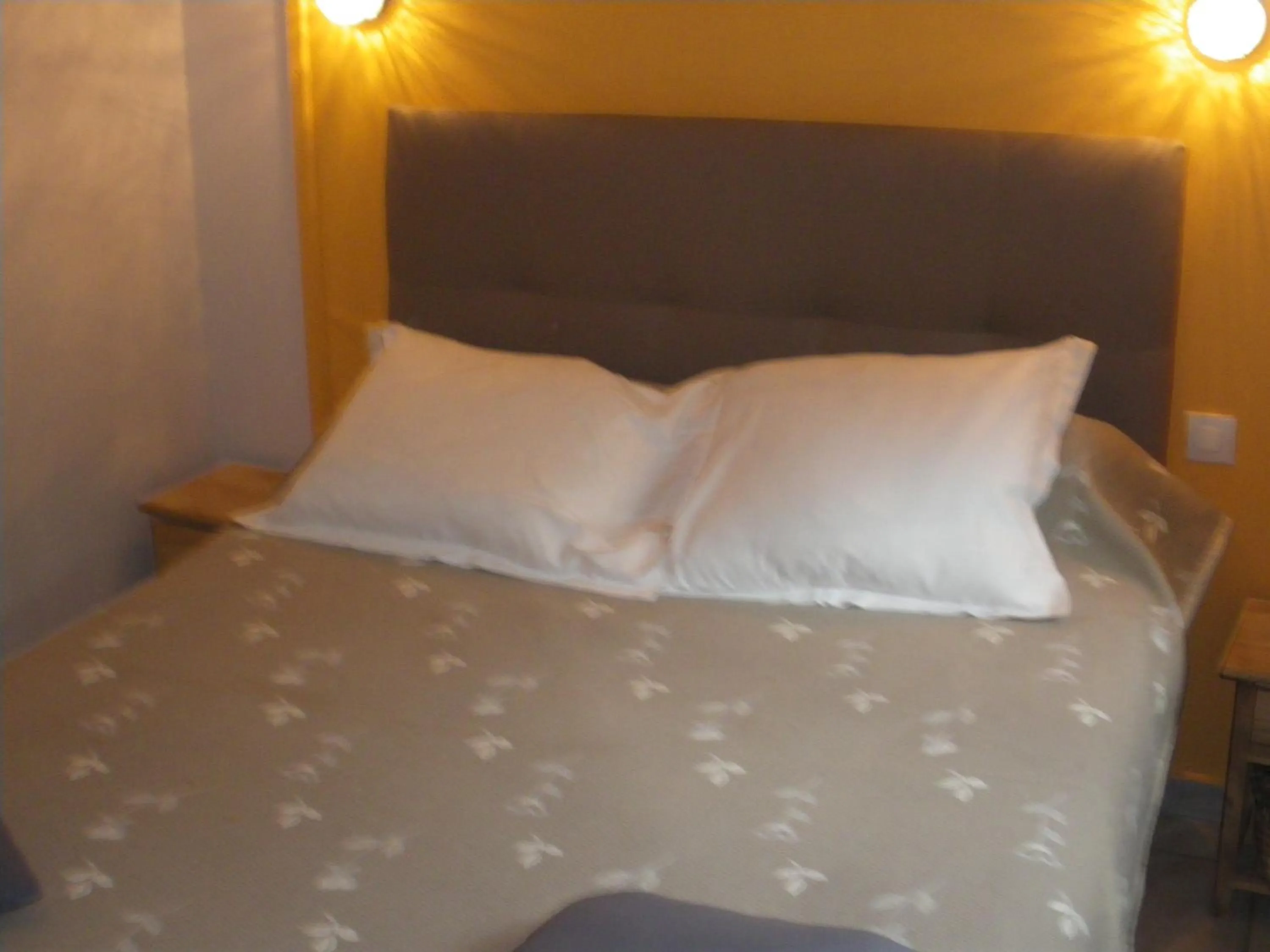 Bed in Les Coquillettes