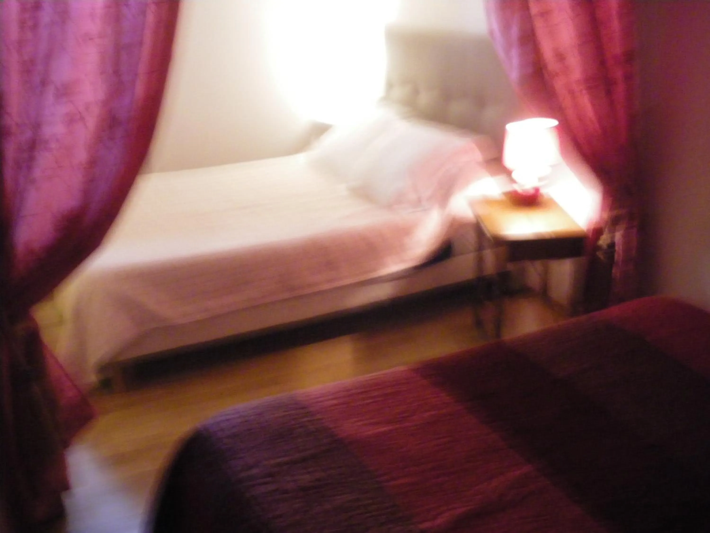 Bed in Les Coquillettes