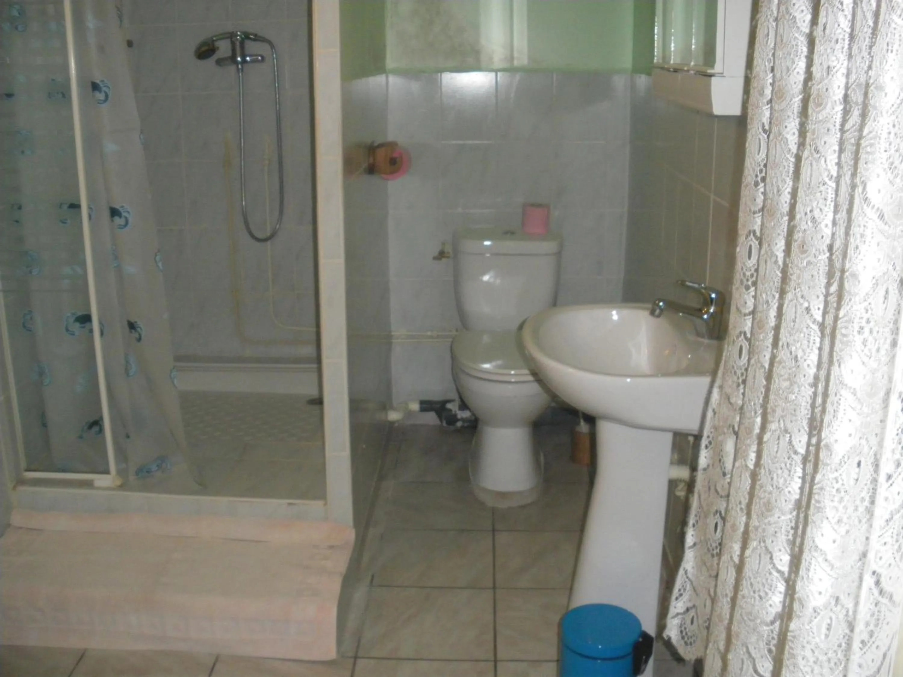 Bathroom in Les Coquillettes
