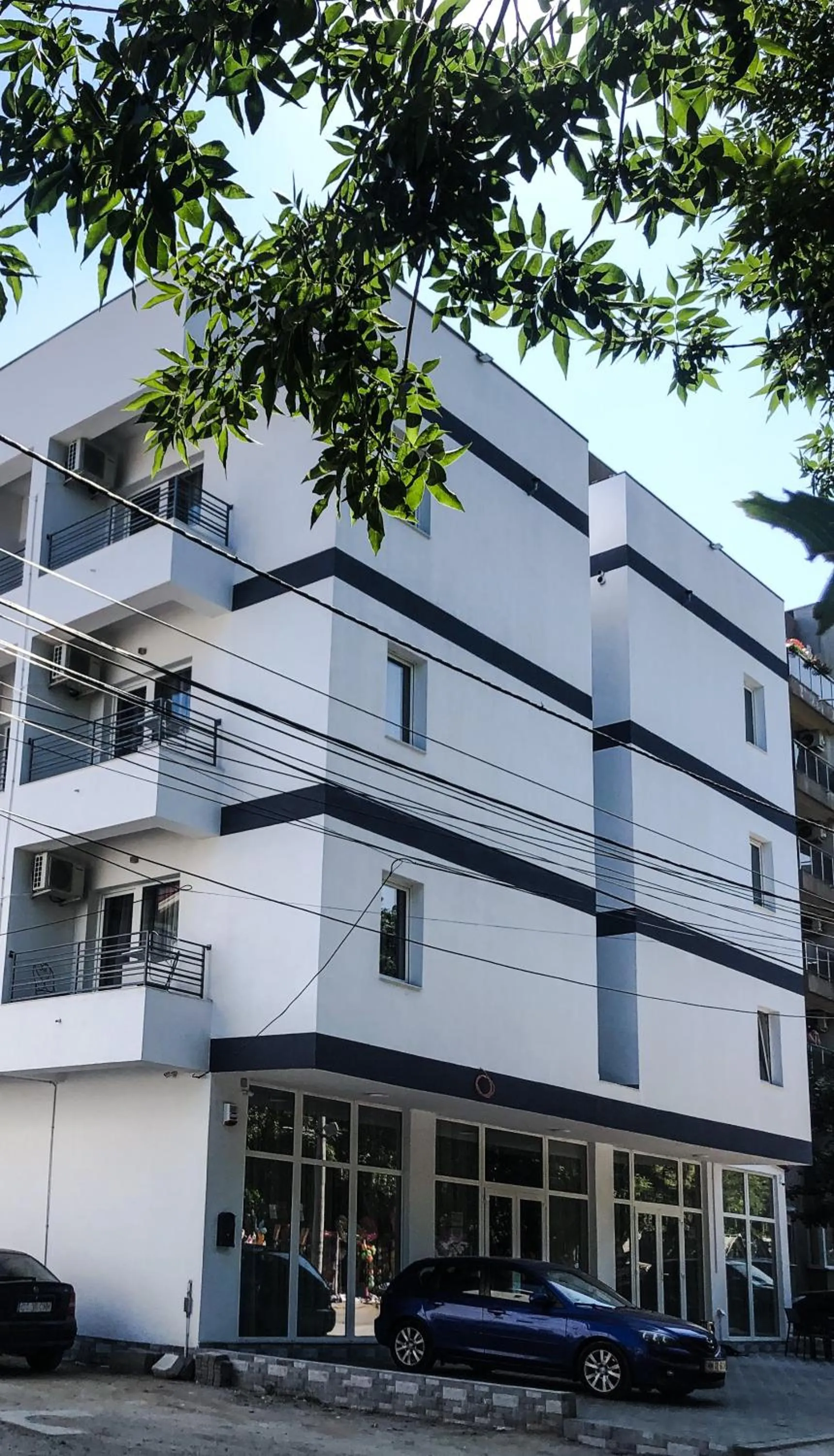 Property building in Hotel Tadora