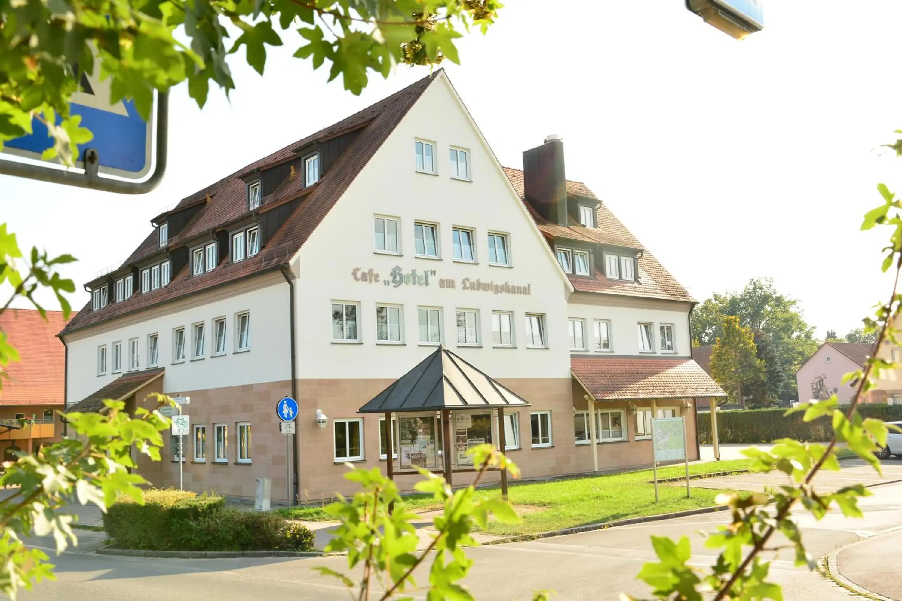 Hotel am Ludwigskanal Hotel am Ludwigskanal