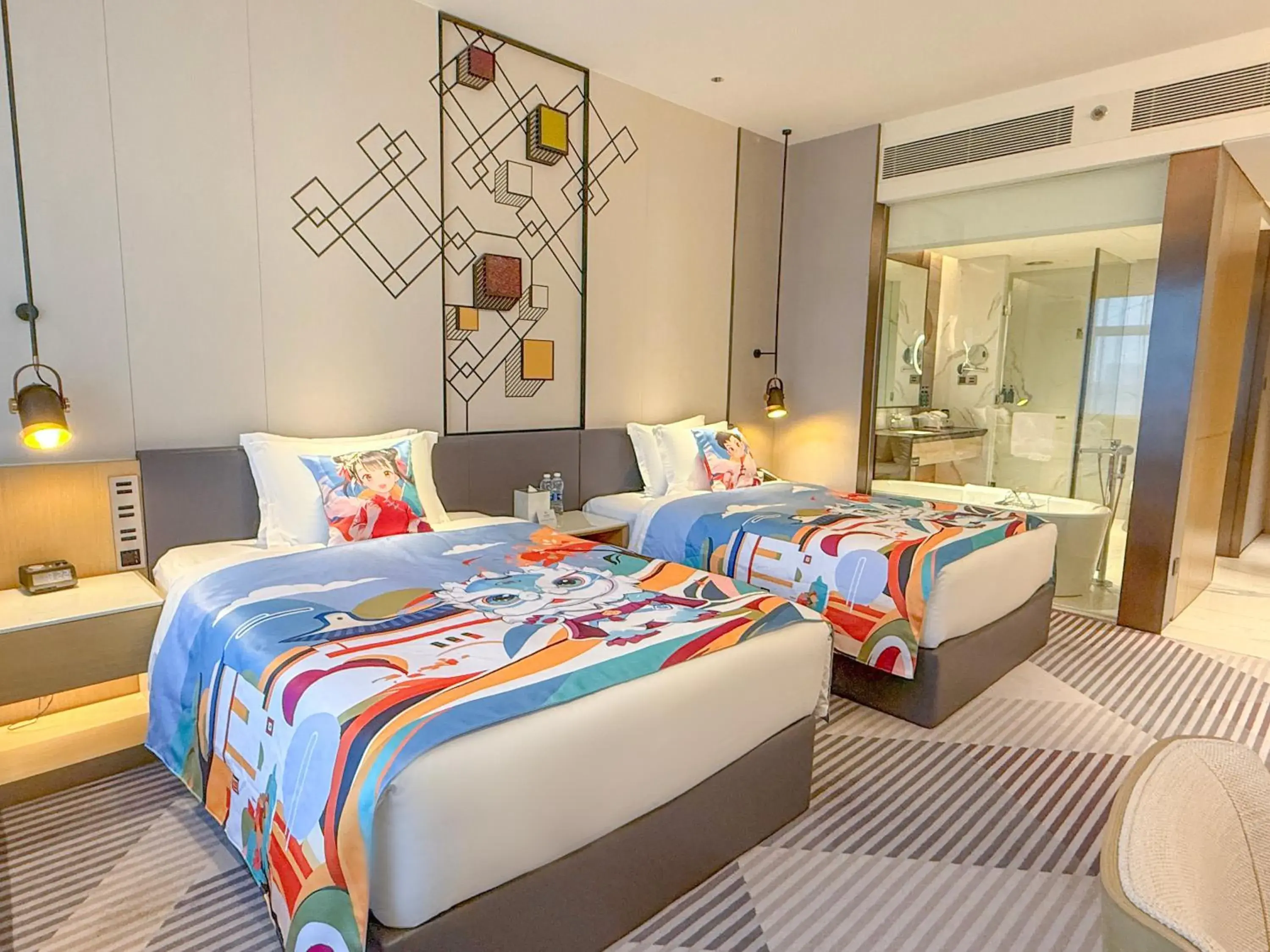 Standard Twin Room in Crowne Plaza Foshan Nanhai - an IHG Hotel Standard Twin Room in Crowne Plaza Foshan Nanhai - an IHG Hotel
