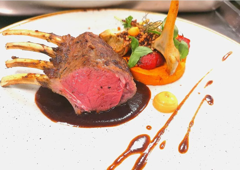 Food in The Lakeside - Burghotel zu Strausberg