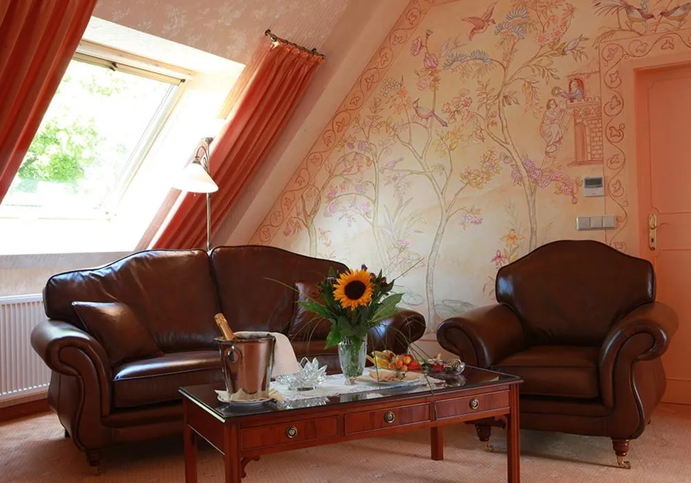 Living room in The Lakeside - Burghotel zu Strausberg