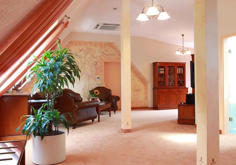 Living room in The Lakeside - Burghotel zu Strausberg