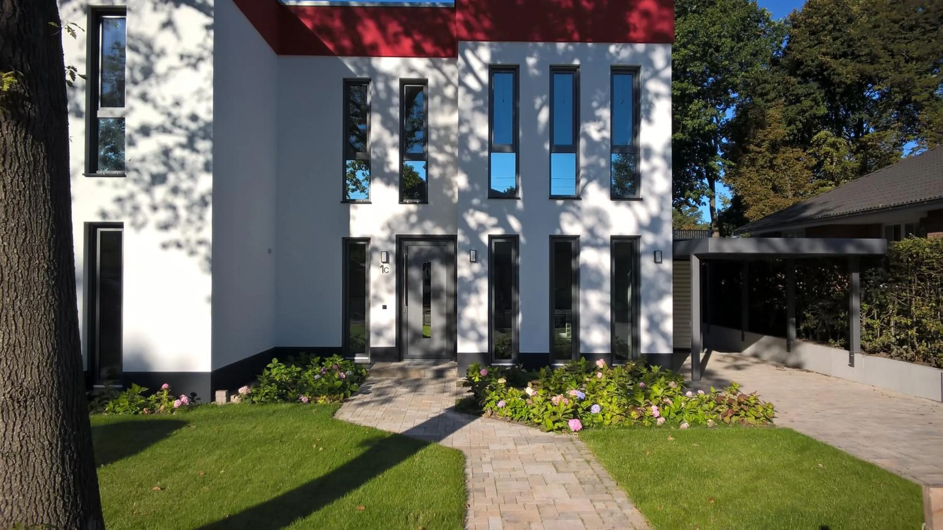 Facade/entrance in The Lakeside - Burghotel zu Strausberg