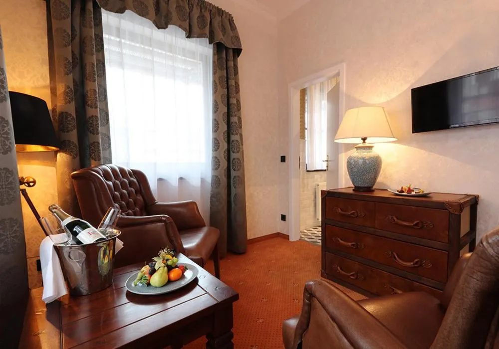 Seating area in The Lakeside - Burghotel zu Strausberg