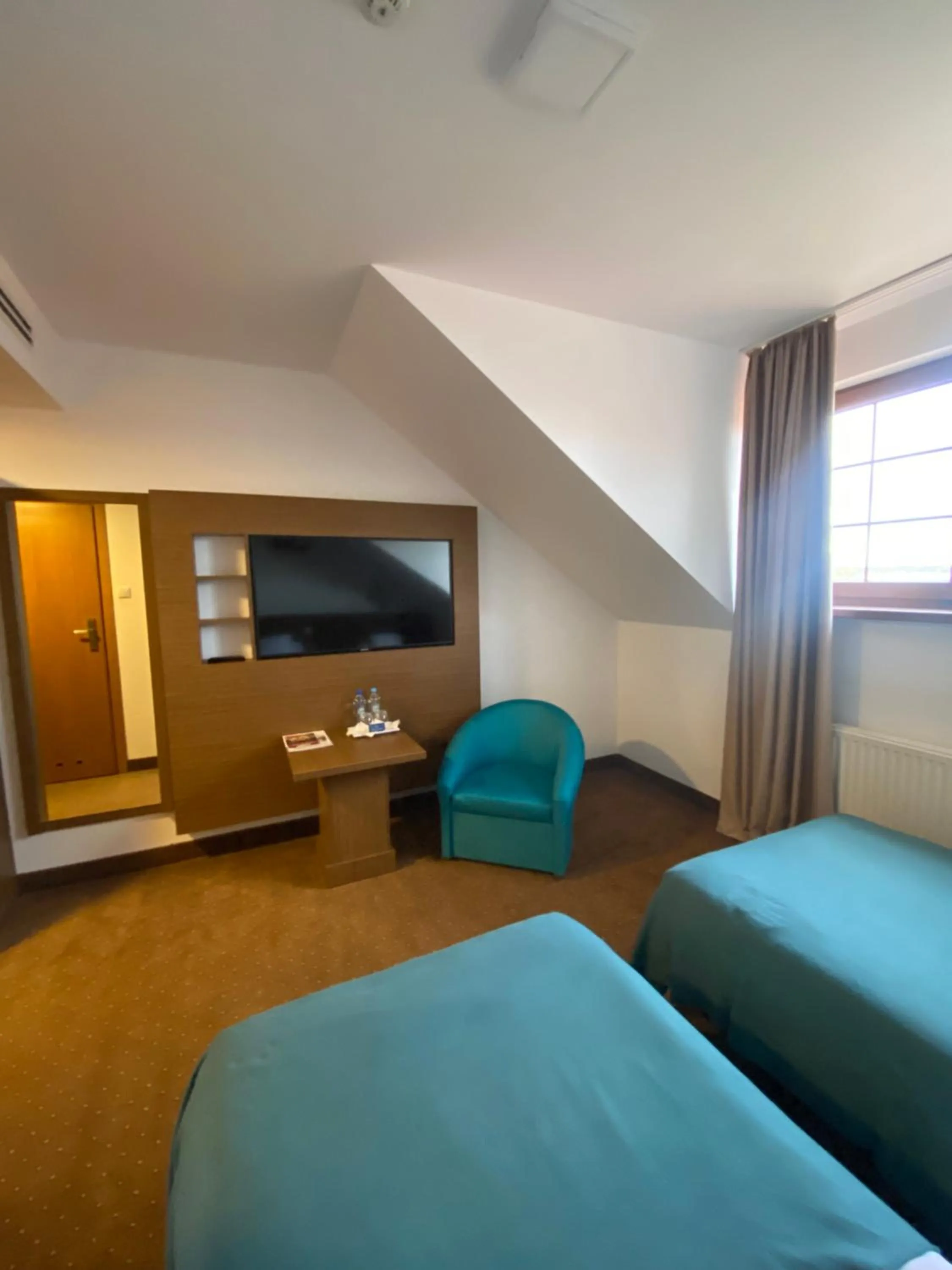 HOTEL CICHA WODA NIEPORĘT