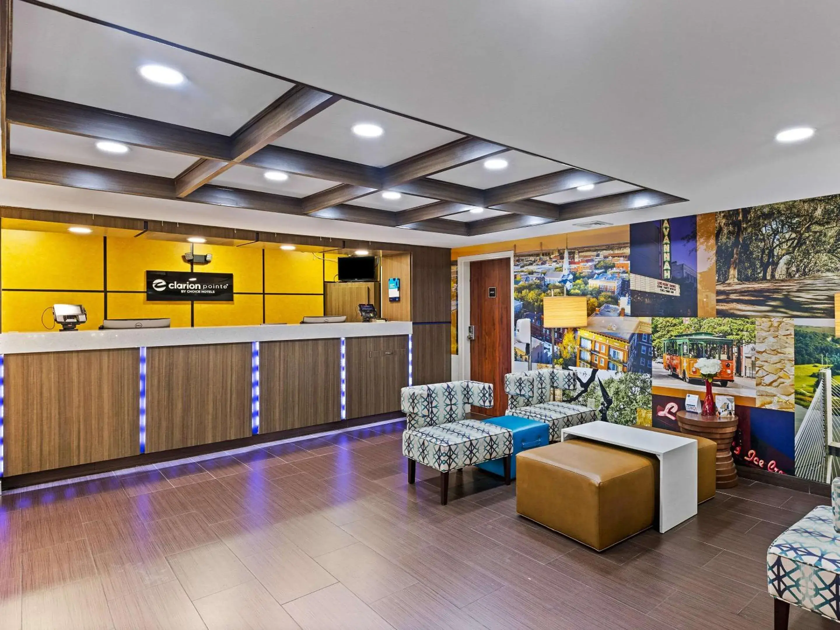 Lobby or reception in Clarion Pointe Savannah Gateway I-95 Lobby or reception in Clarion Pointe Savannah Gateway I-95