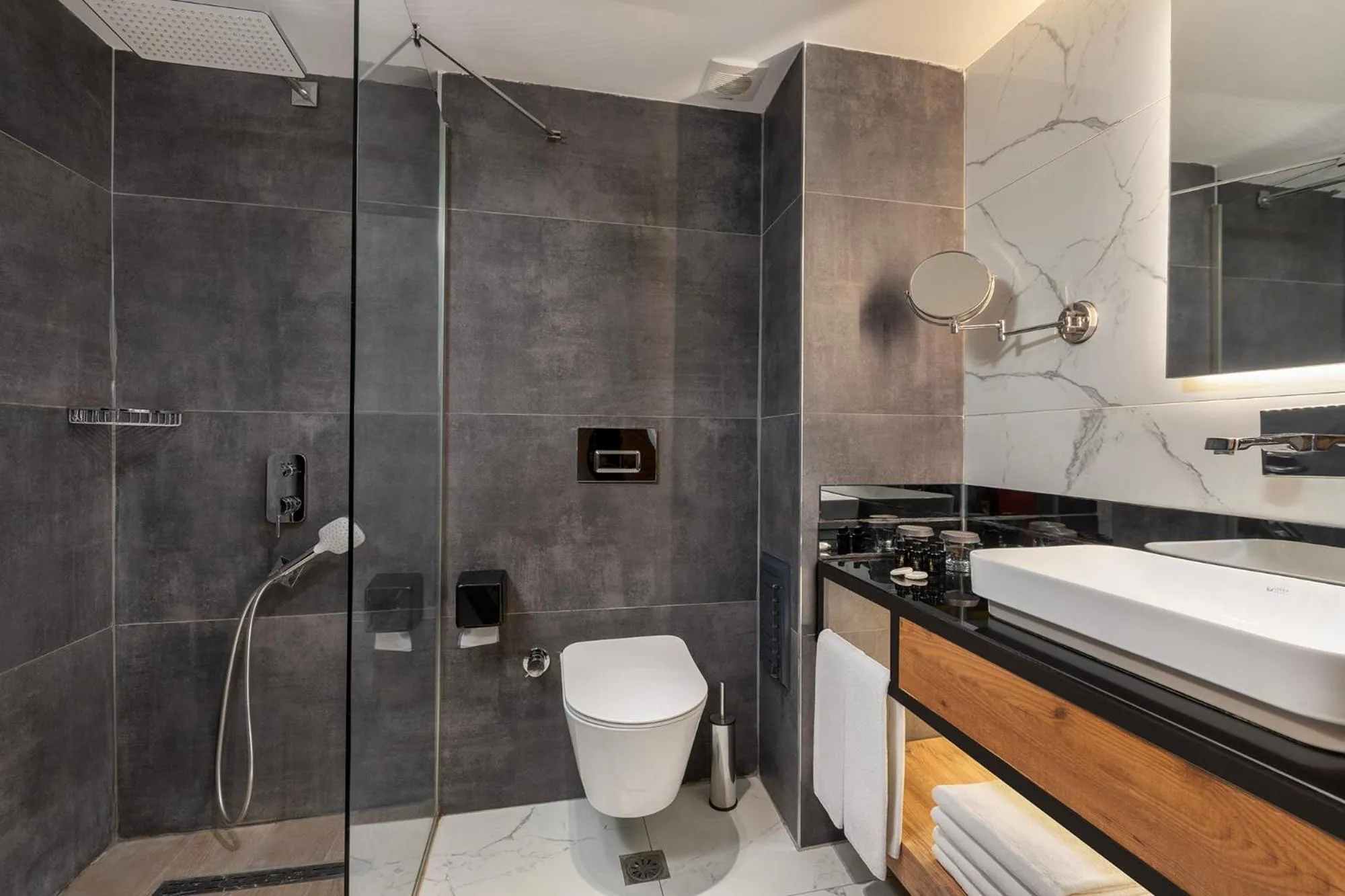Shower in Afflon Hotels Loft City