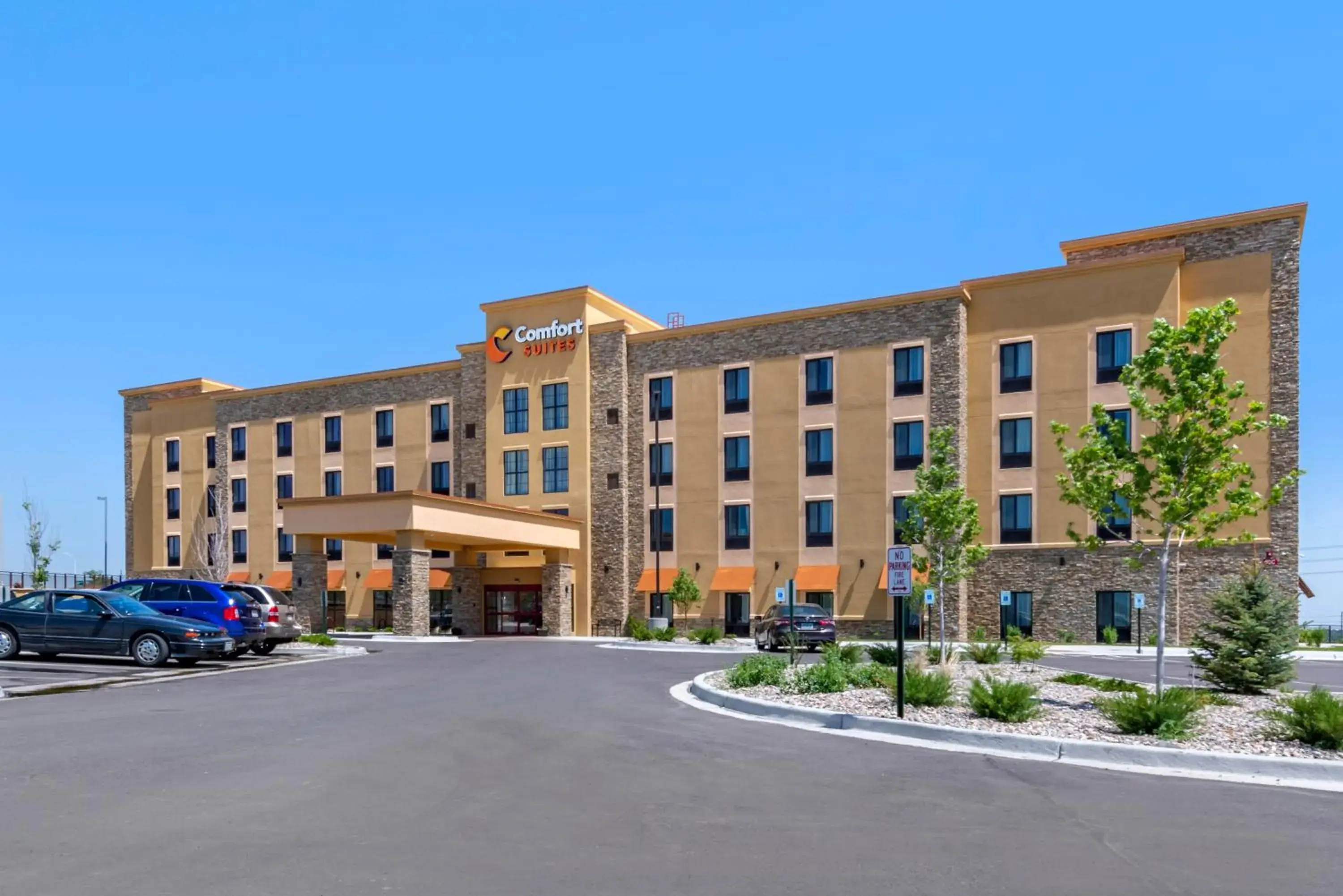 Property building in Comfort Suites Broomfield-Boulder-Interlocken Property building in Comfort Suites Broomfield-Boulder-Interlocken