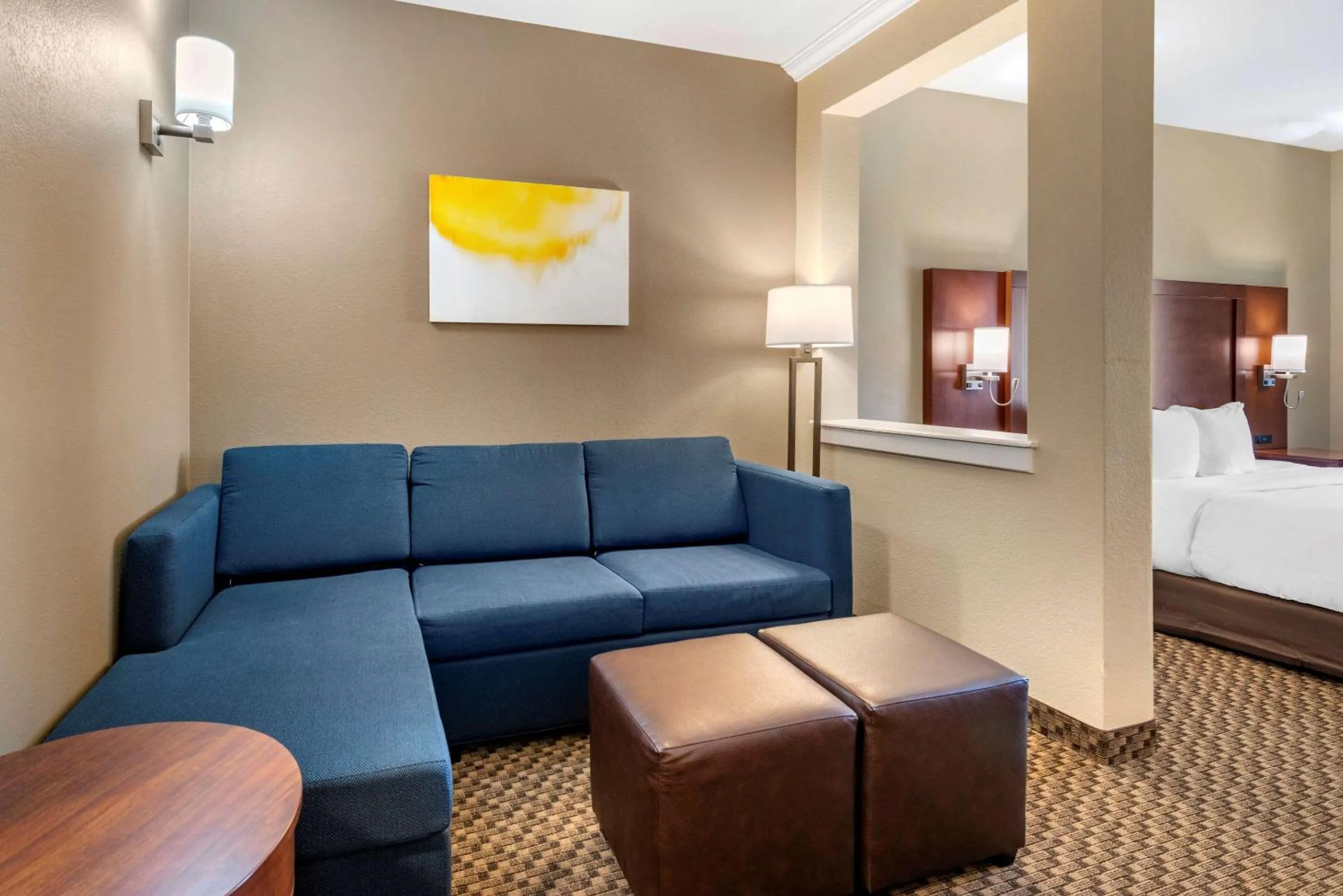Bedroom, Bed in Comfort Suites Broomfield-Boulder-Interlocken