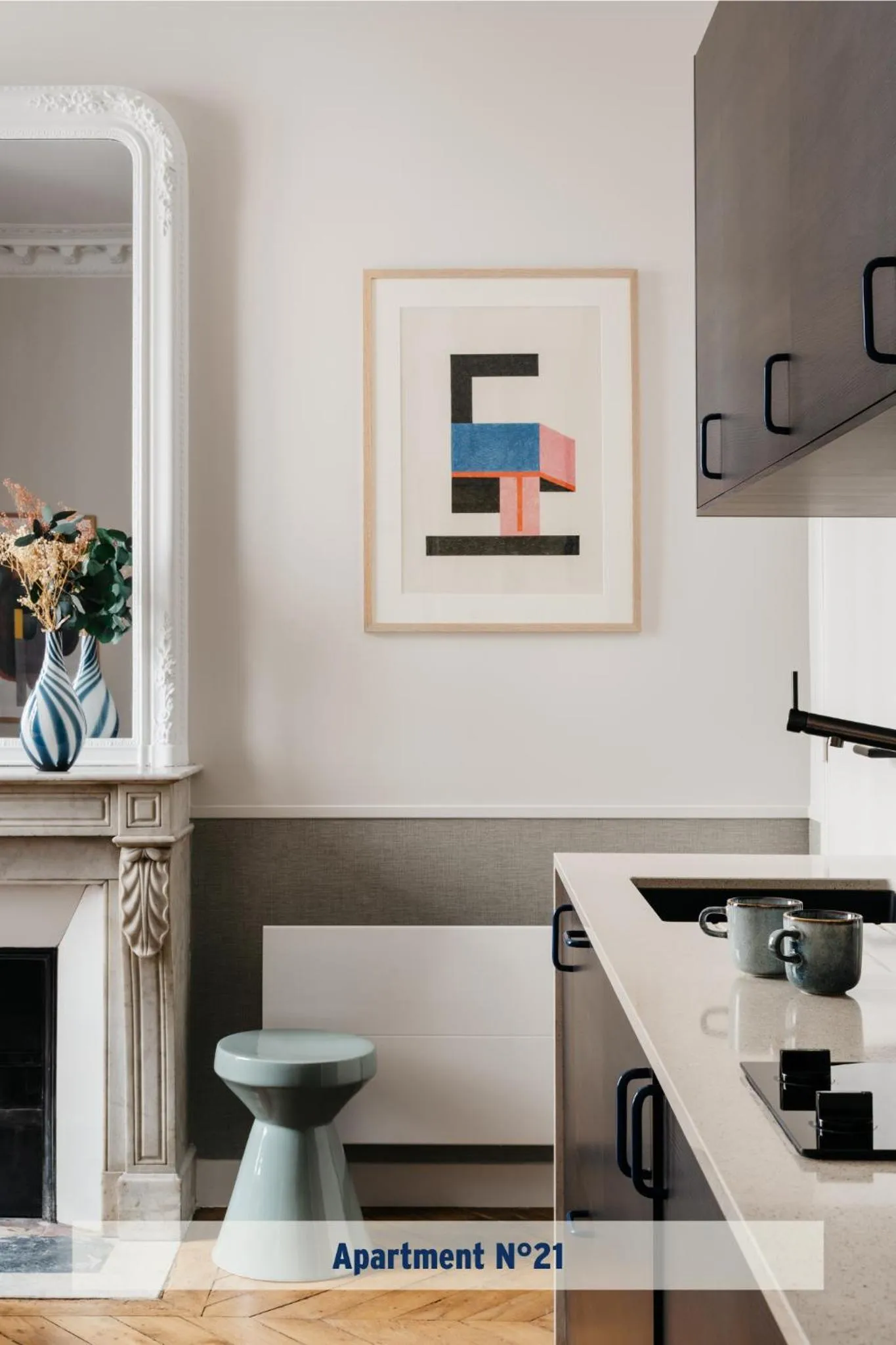 Kitchen or kitchenette in Edgar Suites Saint-Lazare - Amsterdam