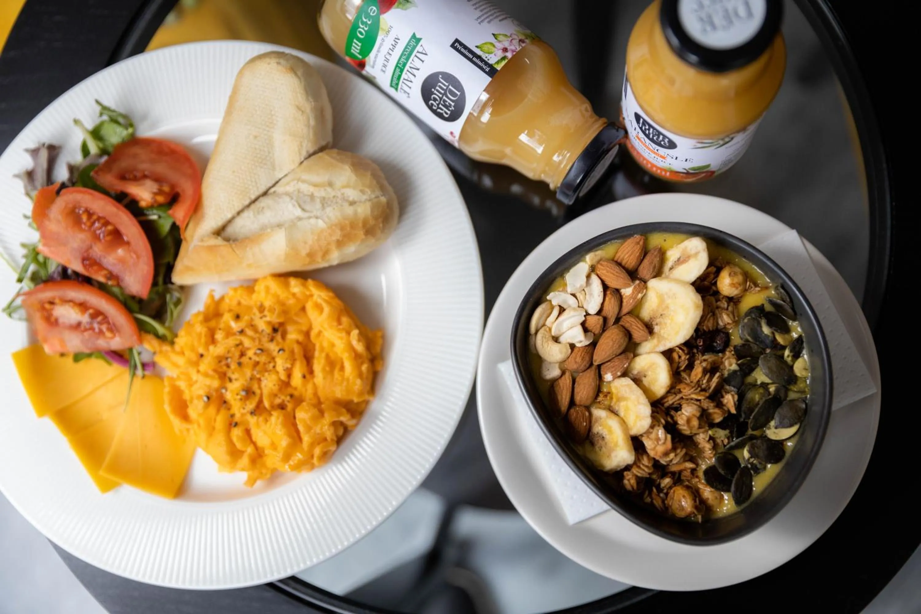 Breakfast in Roomstore Studio Apartments