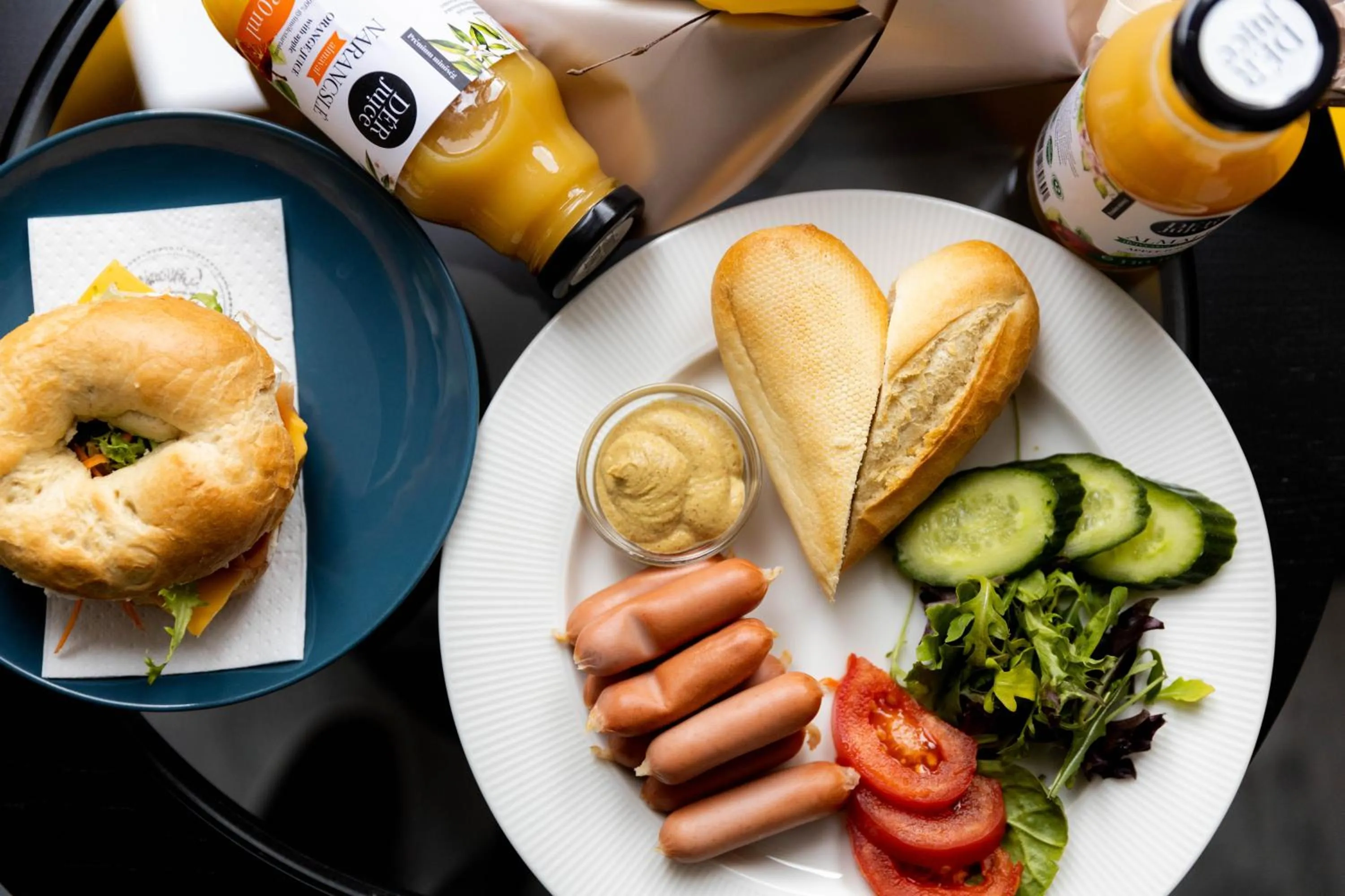 Breakfast in Roomstore Studio Apartments