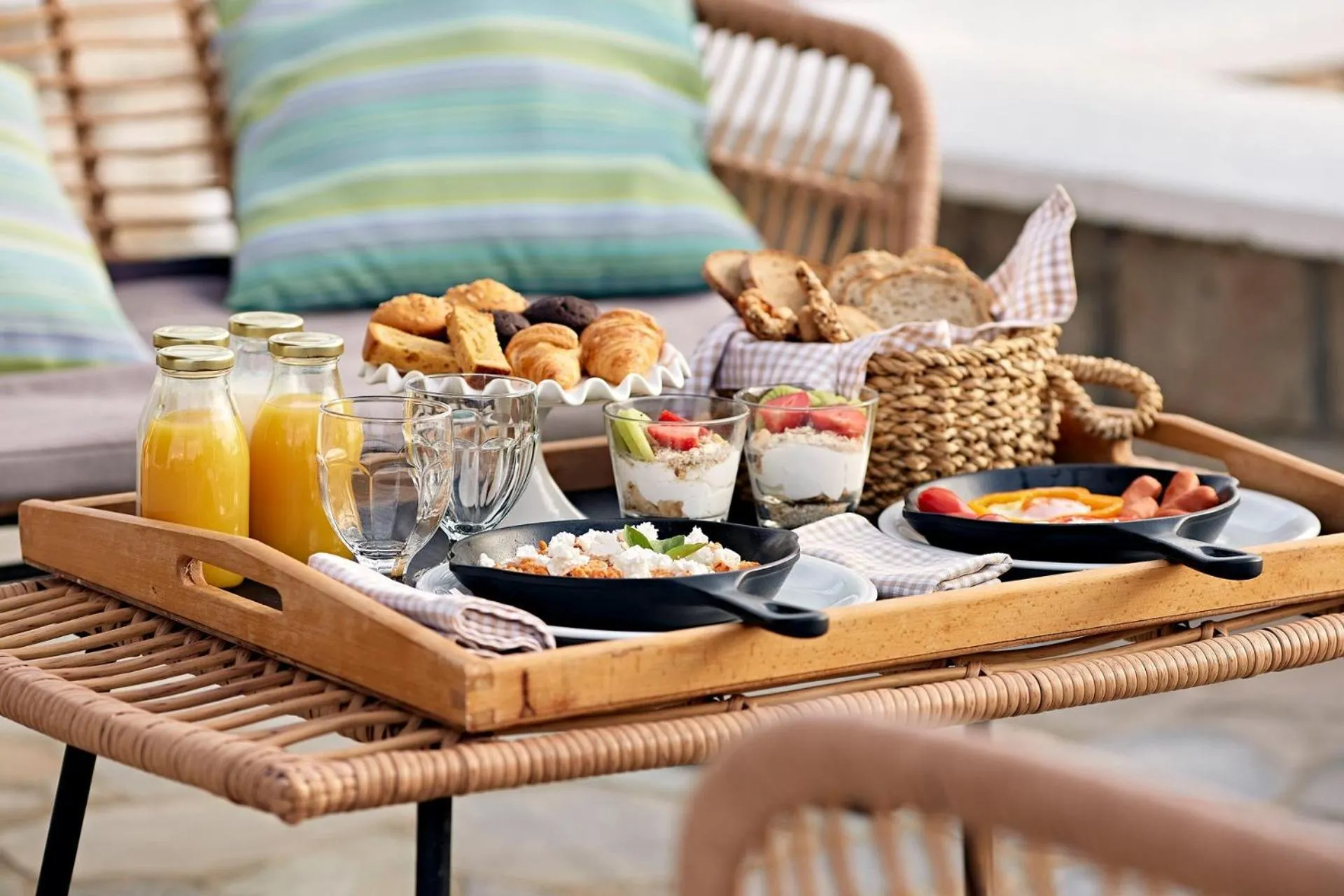 Breakfast in Santa Maria Luxury Suites & Spa