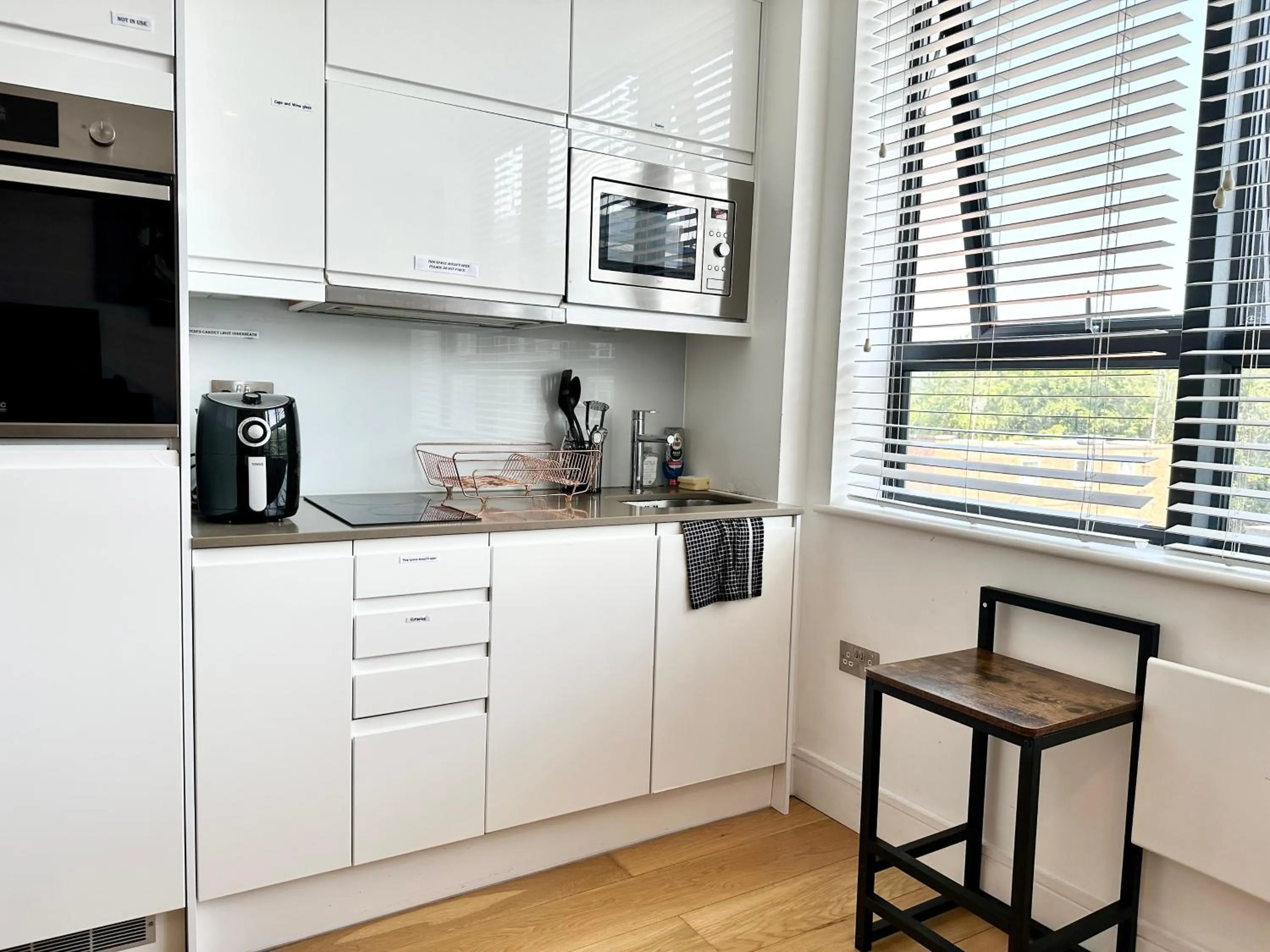 Comfort Stay Apartment in the heart of Haywards Heath