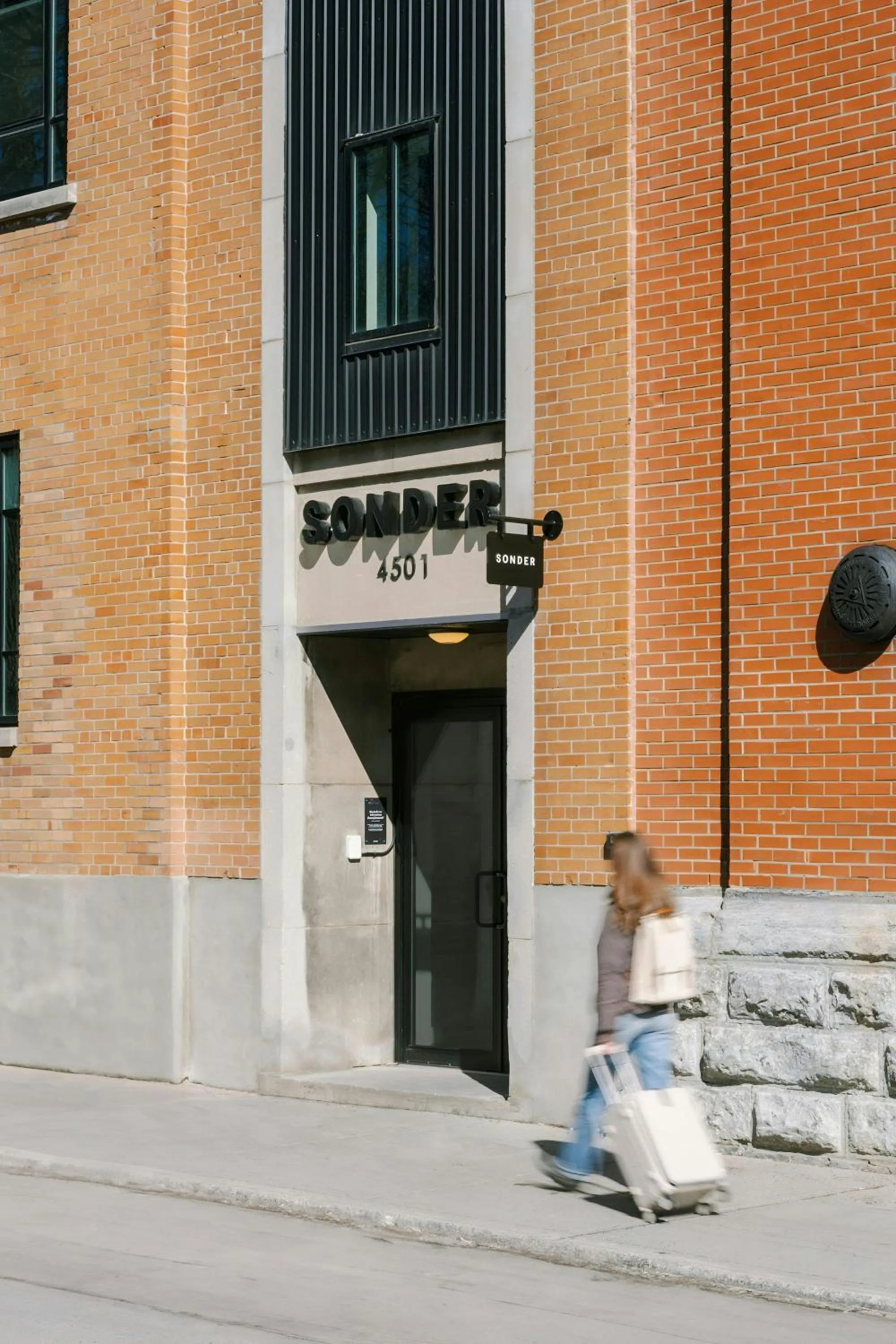 Property building in Sonder by Marriott Bonvoy Le Guerin Apartments Le Plateau-Mont-Royal