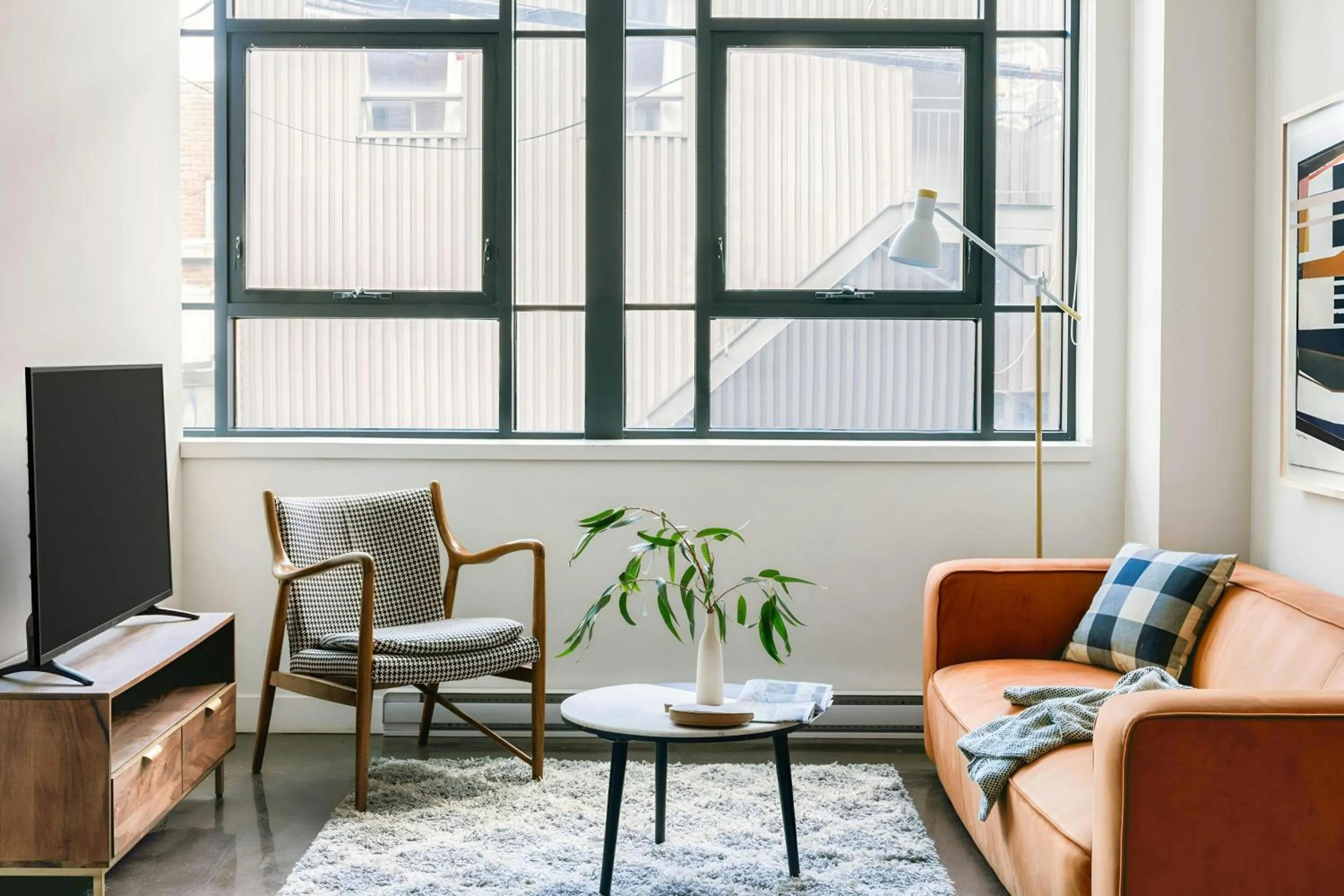 Living room in Sonder by Marriott Bonvoy Le Guerin Apartments Le Plateau-Mont-Royal
