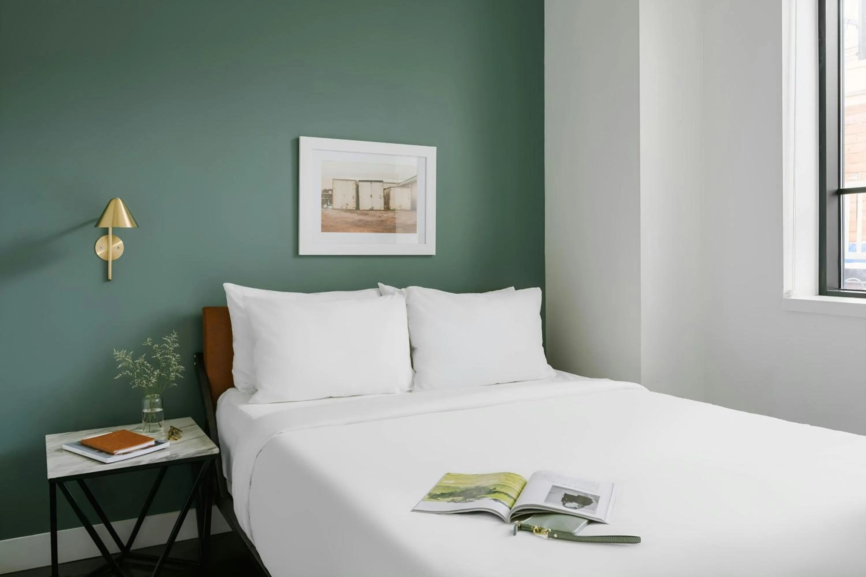 Bedroom, Bed in Sonder by Marriott Bonvoy Le Guerin Apartments Le Plateau-Mont-Royal