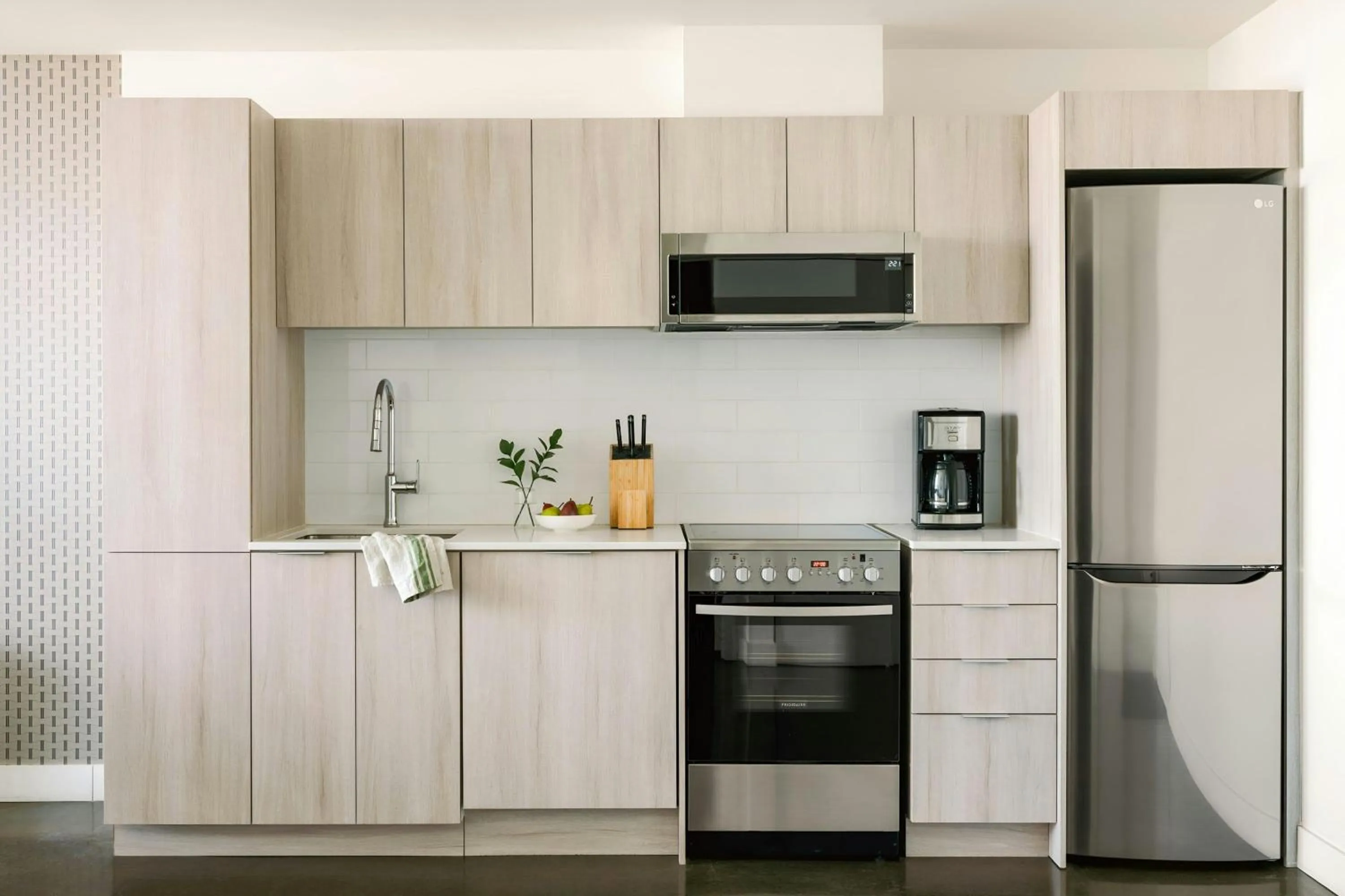 Kitchen or kitchenette in Sonder by Marriott Bonvoy Le Guerin Apartments Le Plateau-Mont-Royal