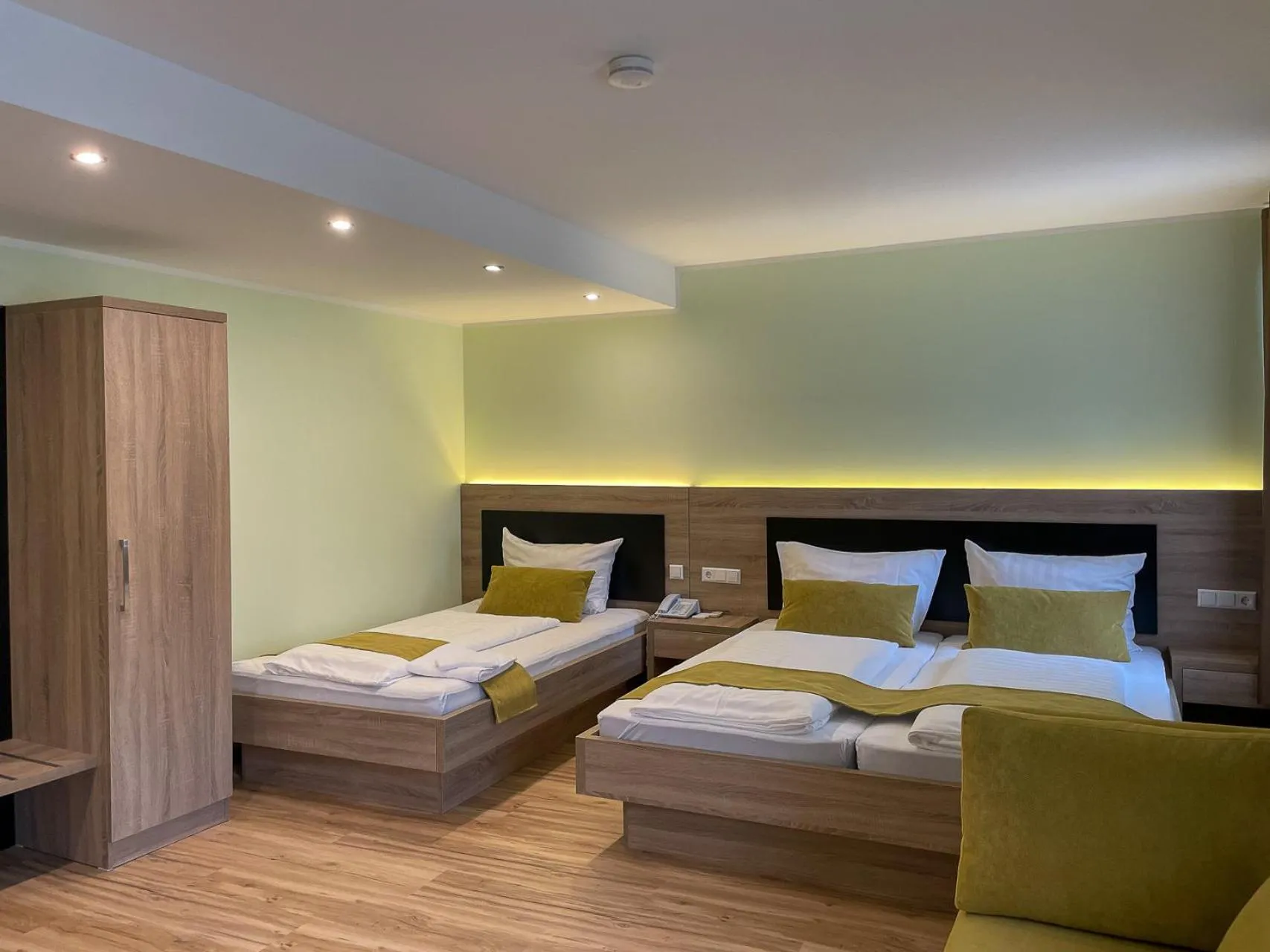 Staff, Bed in Hotel zur Flüh