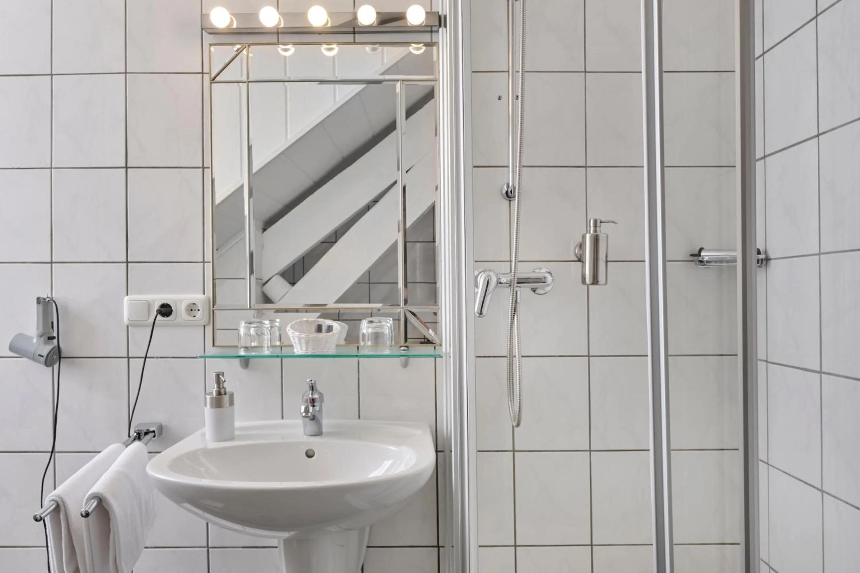 Shower in Design-Hotel Zur Abtei