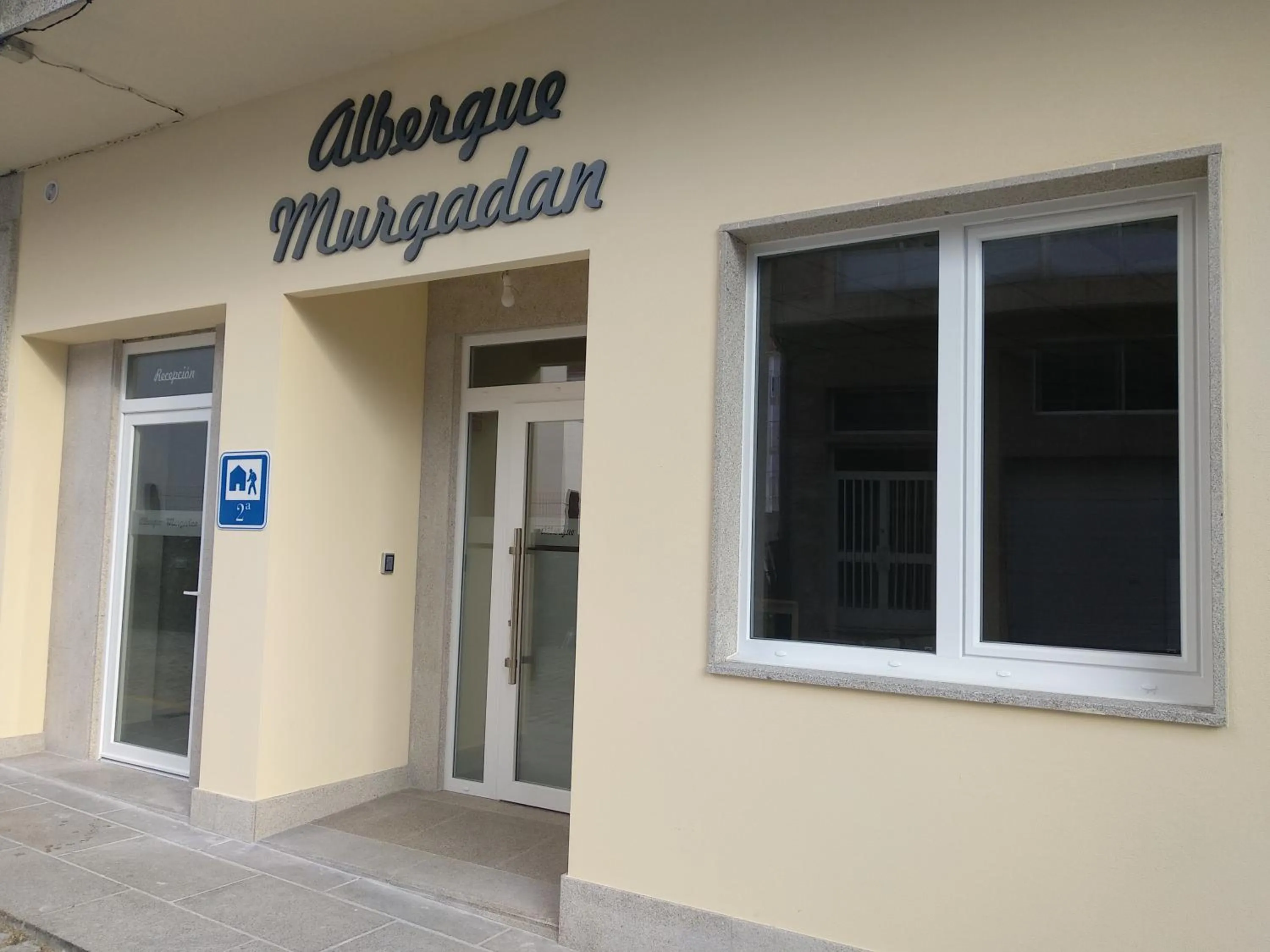 Facade/entrance in Albergue & Rooms Murgadán