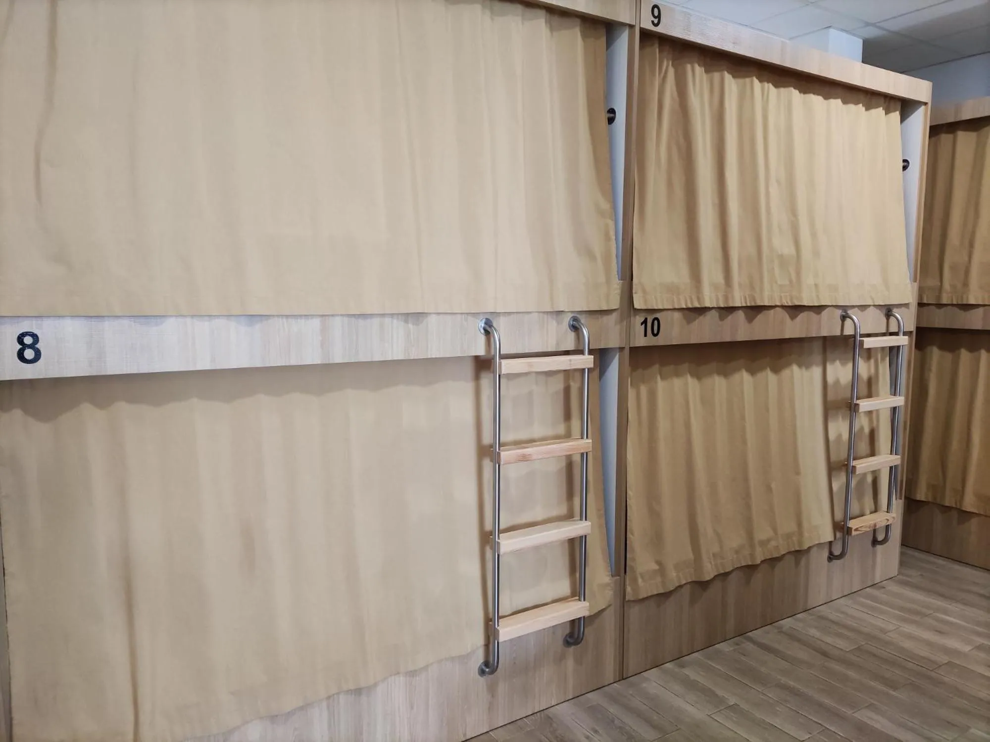 Albergue & Rooms Murgadán