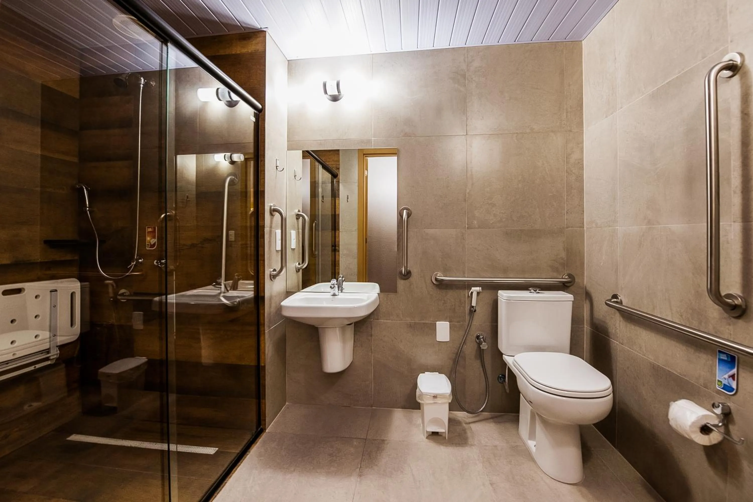 Bathroom in Hotel 10 Balsas