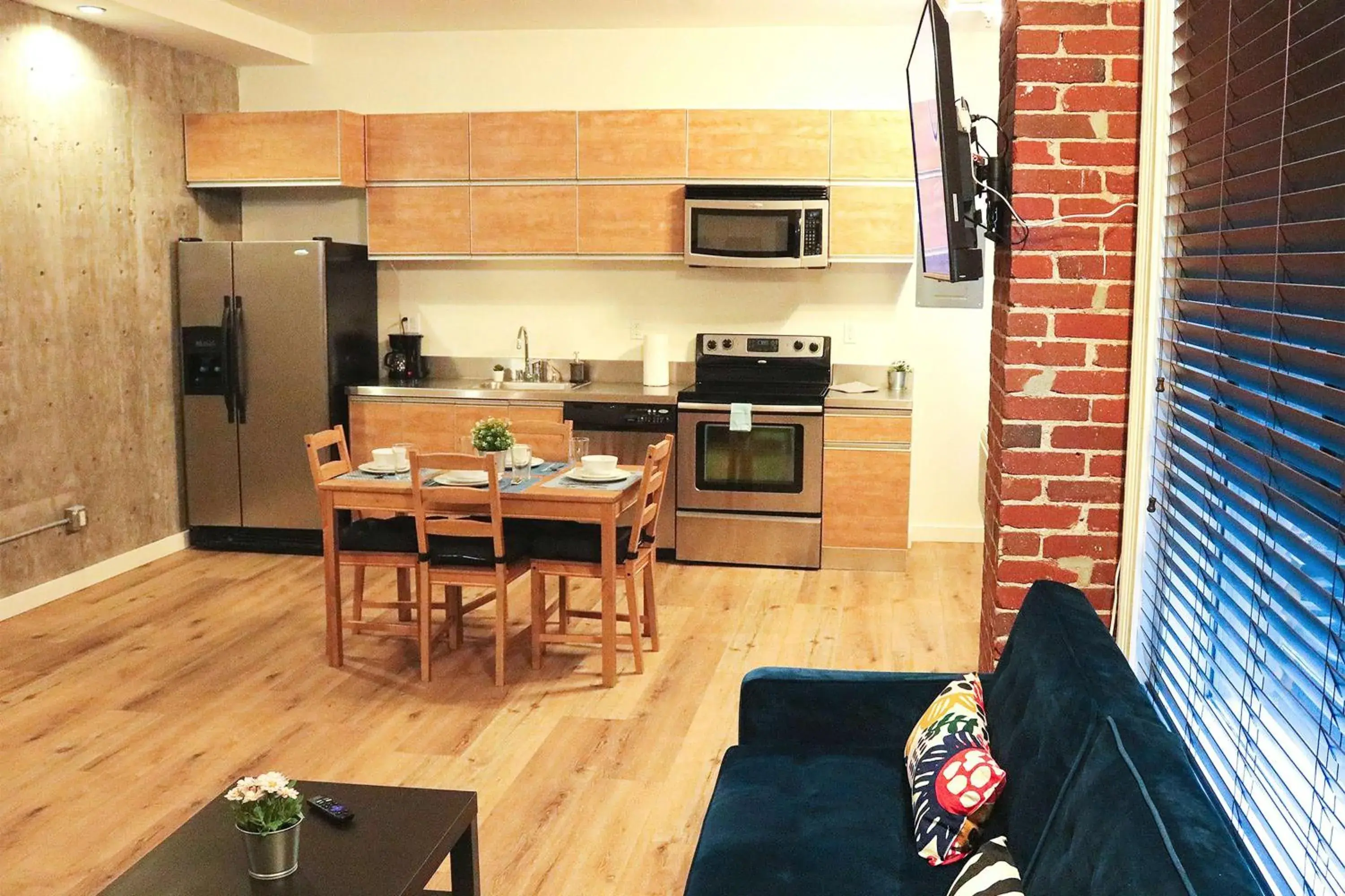 Photo of the whole room in The Haas, Trademark Collection by Wyndham Photo of the whole room in The Haas, Trademark Collection by Wyndham