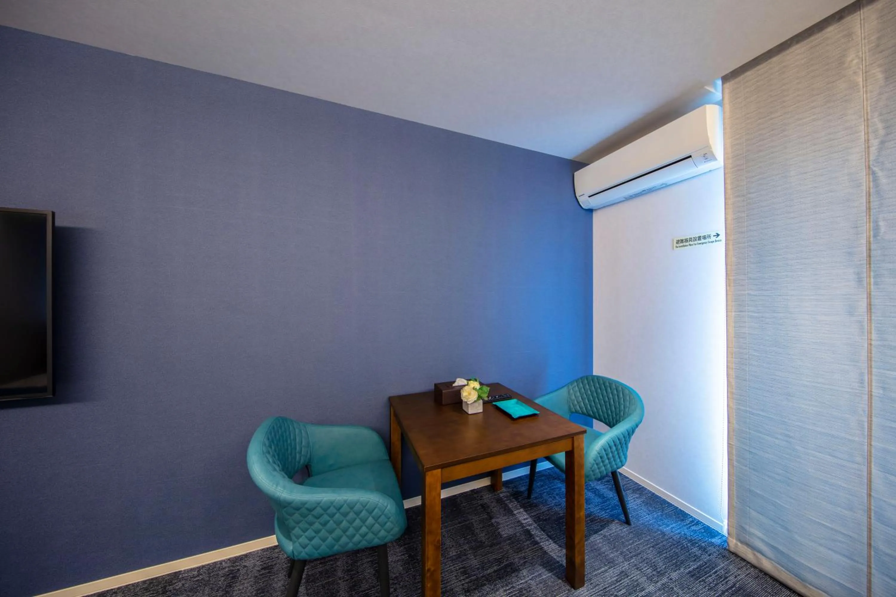 Photo of the whole room in GRAND BASE Okayama Ekimae