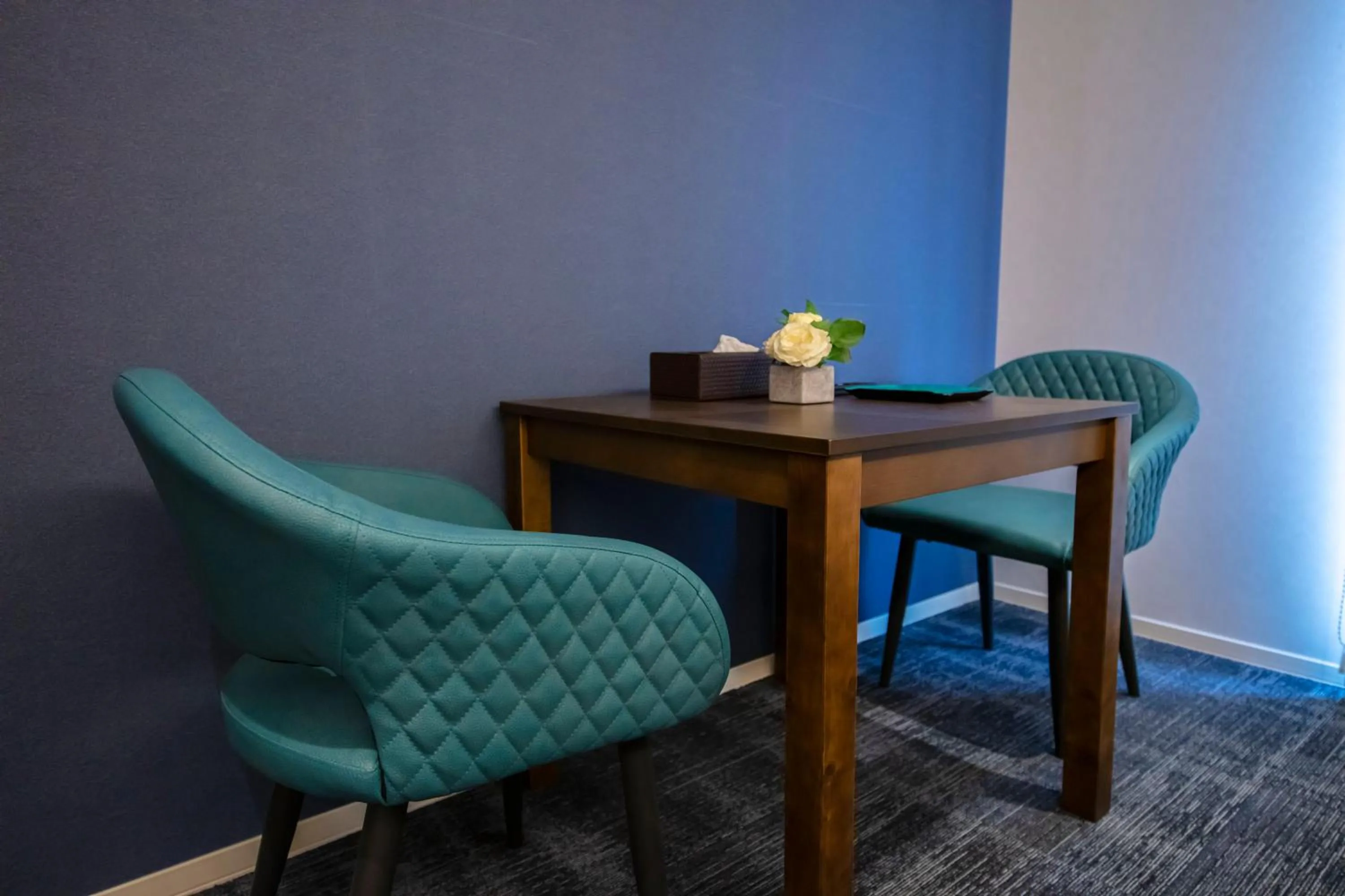 Photo of the whole room in GRAND BASE Okayama Ekimae